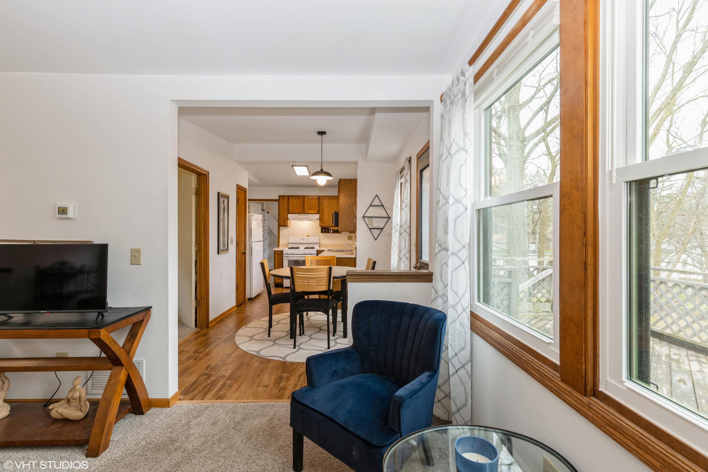 Wisconsin Lake Home for sale (MLS#: 1915112) at 619  Maple St, in Twin Lakes, Wisconsin. (4 of 18)