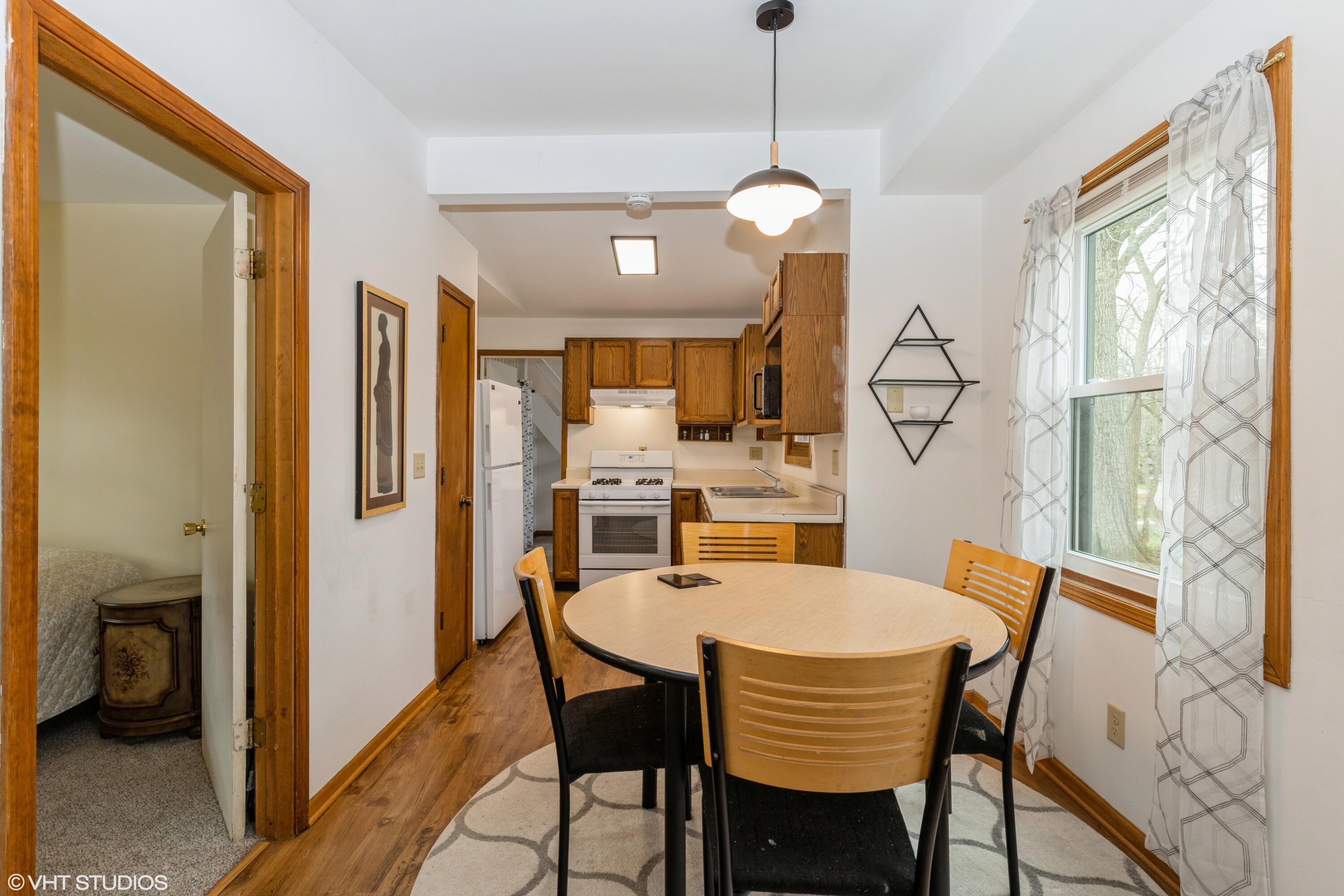 Wisconsin Lake Home for sale (MLS#: 1915112) at 619  Maple St, in Twin Lakes, Wisconsin. (5 of 18)