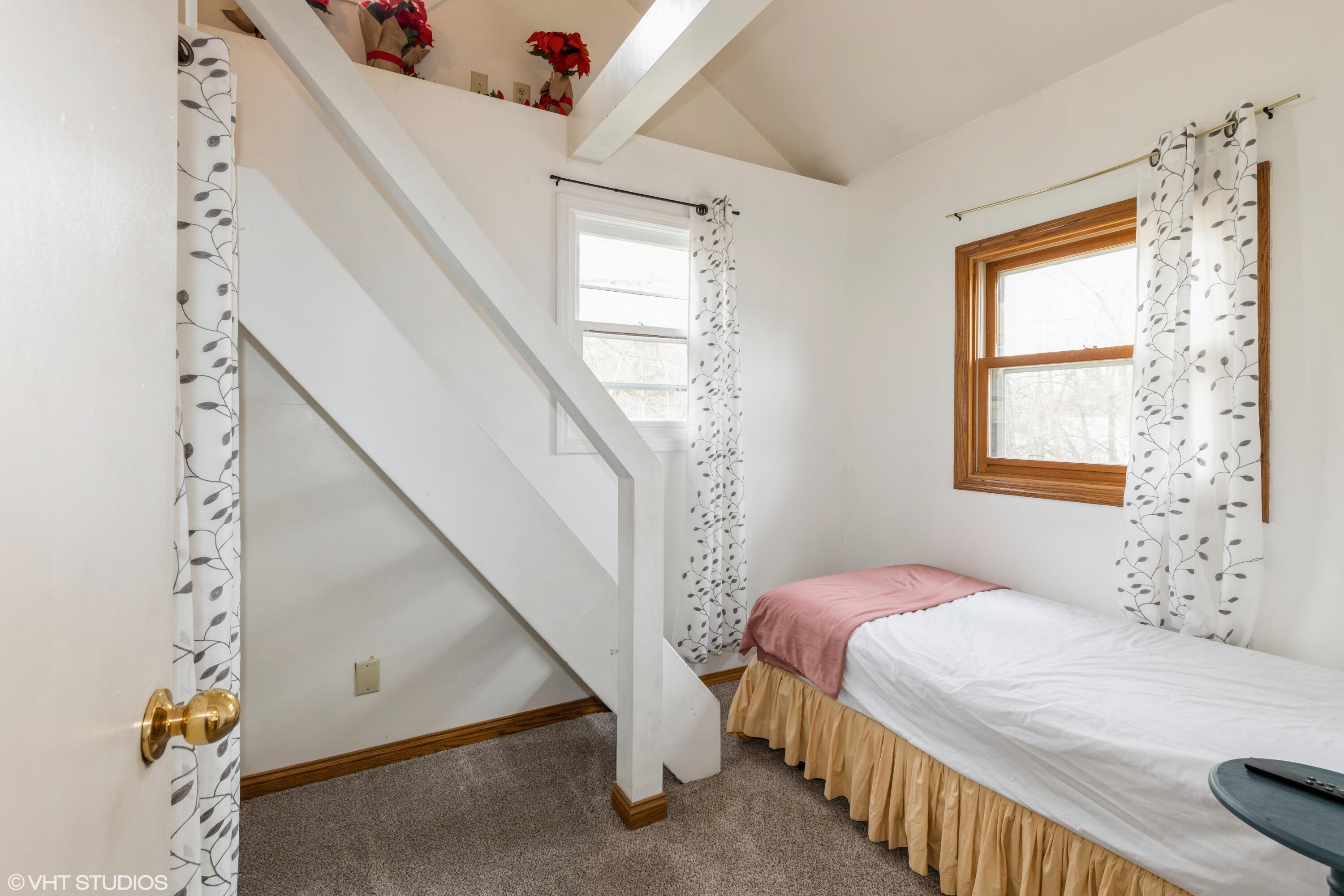 Wisconsin Lake Home for sale (MLS#: 1915112) at 619  Maple St, in Twin Lakes, Wisconsin. (10 of 18)