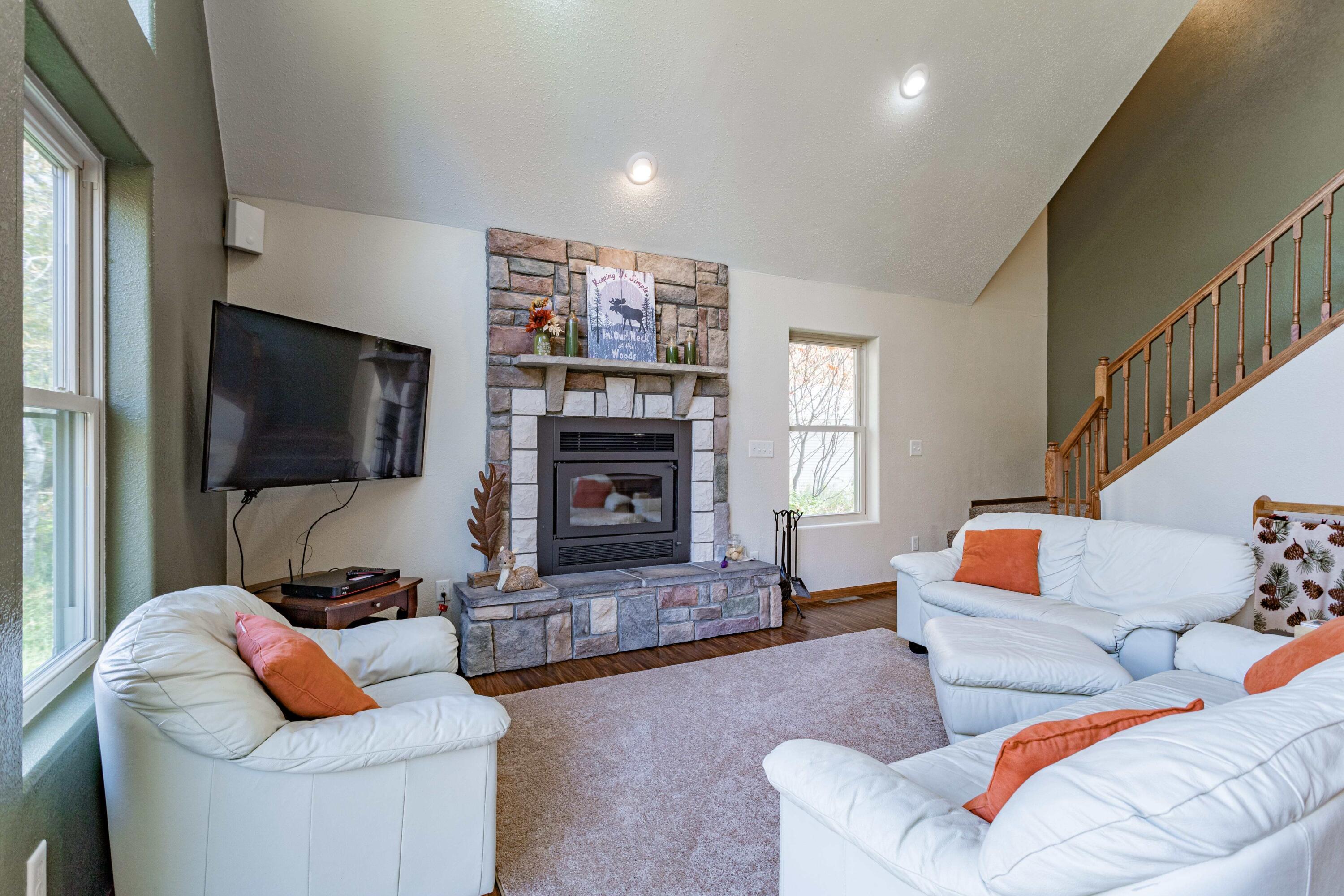 Wisconsin Lake Home for sale (MLS#: 1915168) at N5637  State Road 107 -, in Rock Falls, Wisconsin. (13 of 38)