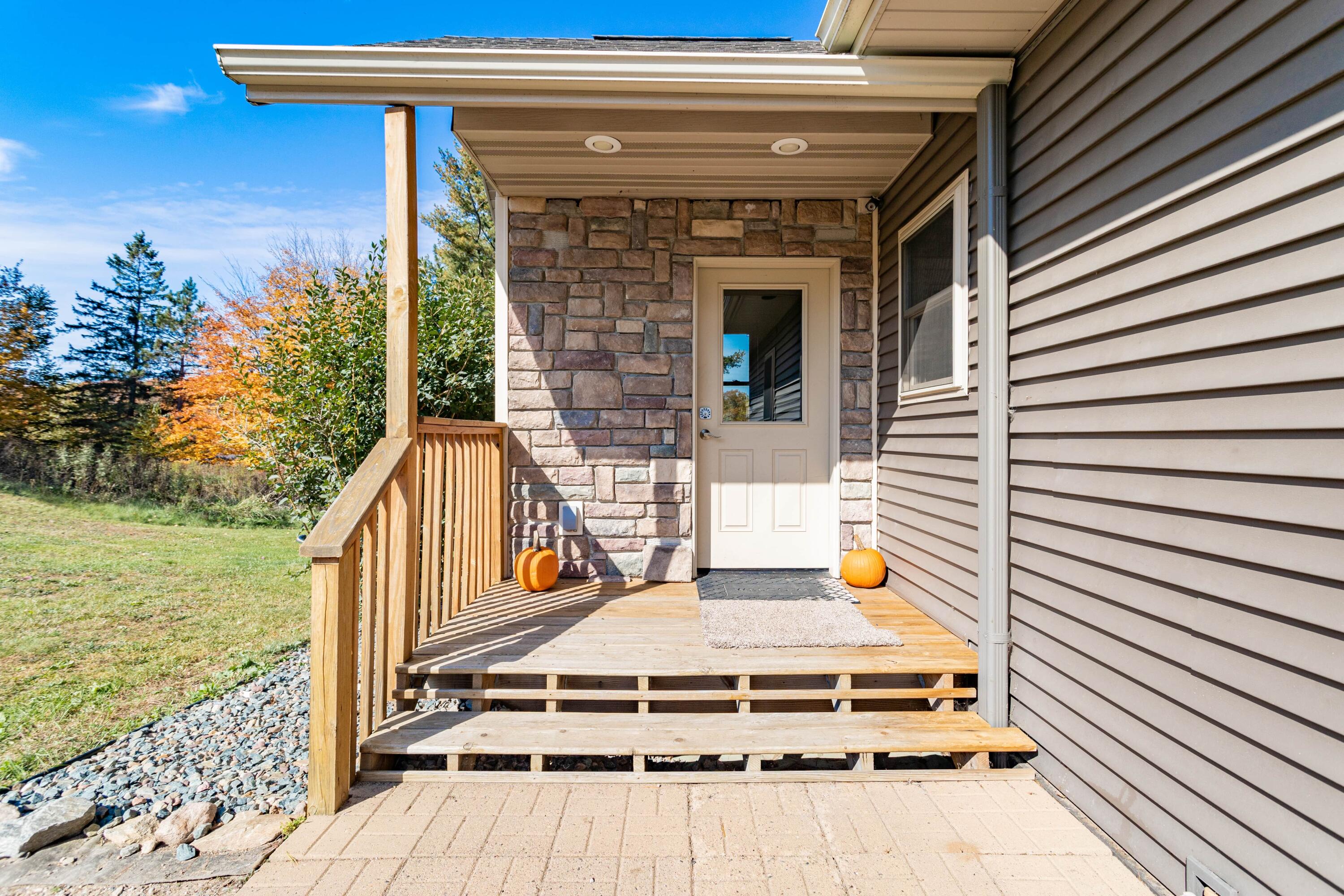 Wisconsin Lake Home for sale (MLS#: 1915168) at N5637  State Road 107 -, in Rock Falls, Wisconsin. (28 of 38)