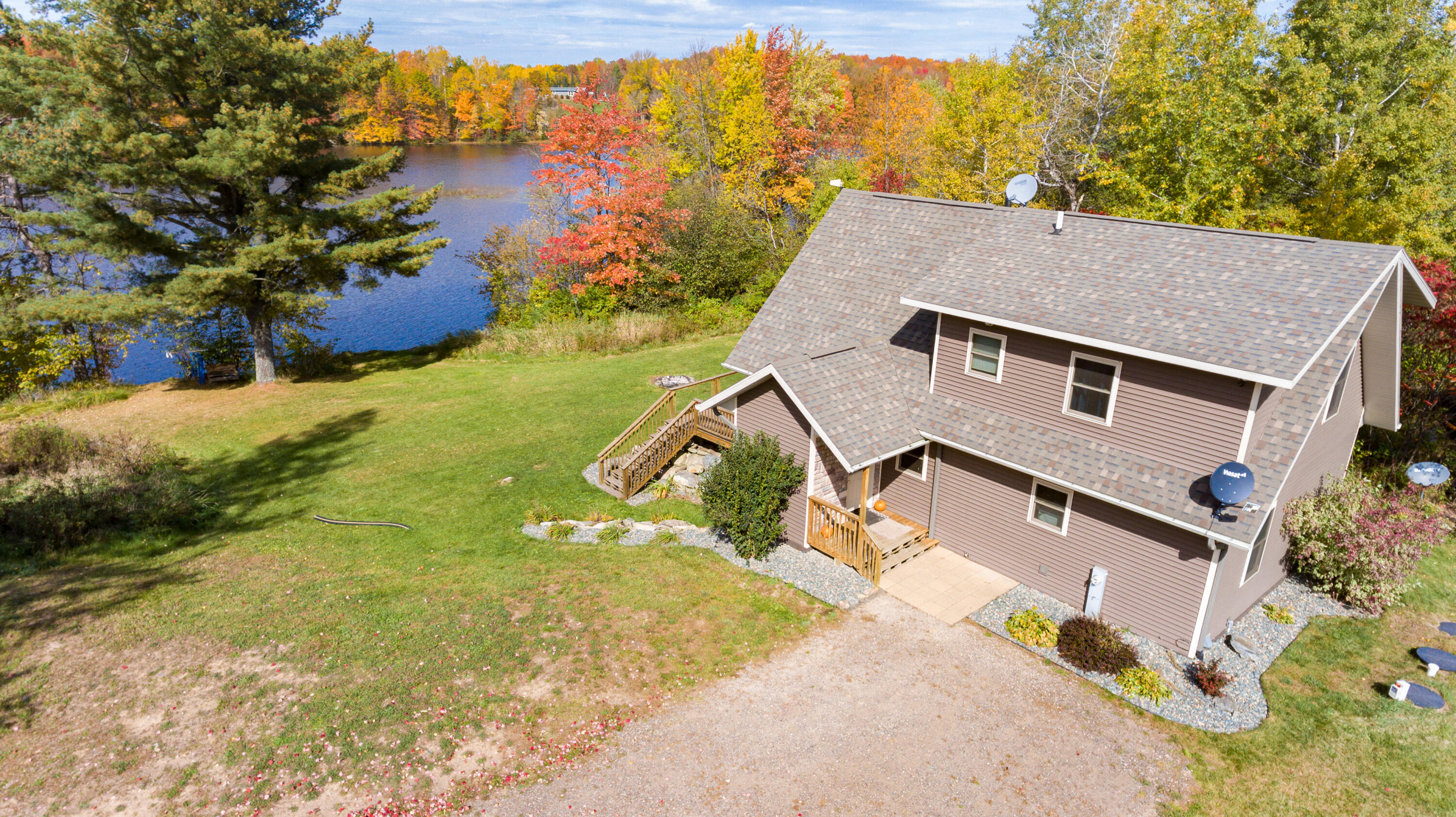 Wisconsin Lake Home for sale (MLS#: 1915168) at N5637  State Road 107 -, in Rock Falls, Wisconsin. (35 of 38)