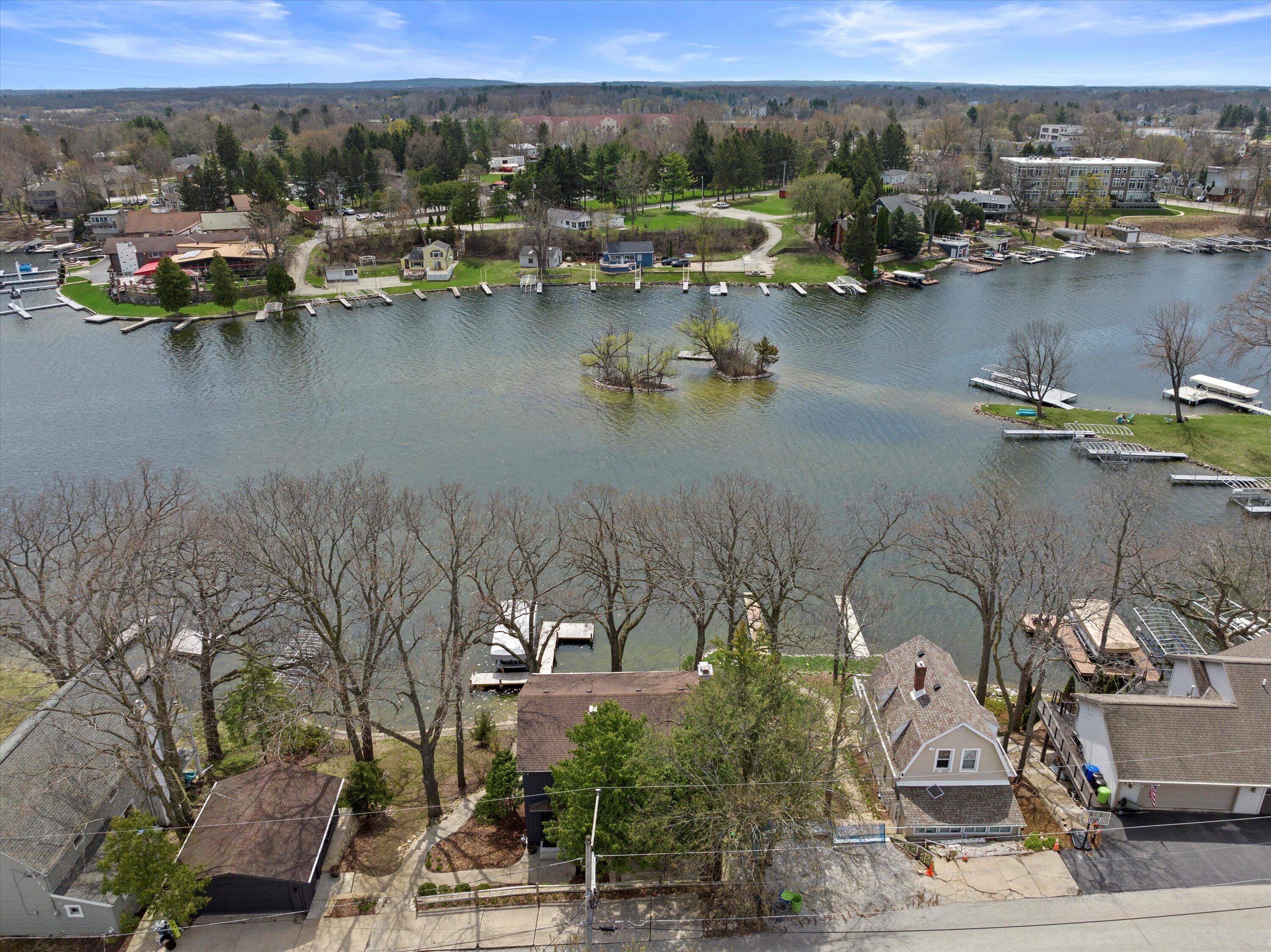 Wisconsin Lake Home for sale (MLS#: 1915174) at N53W34945  Road B -, in Oconomowoc, Wisconsin. (21 of 102)