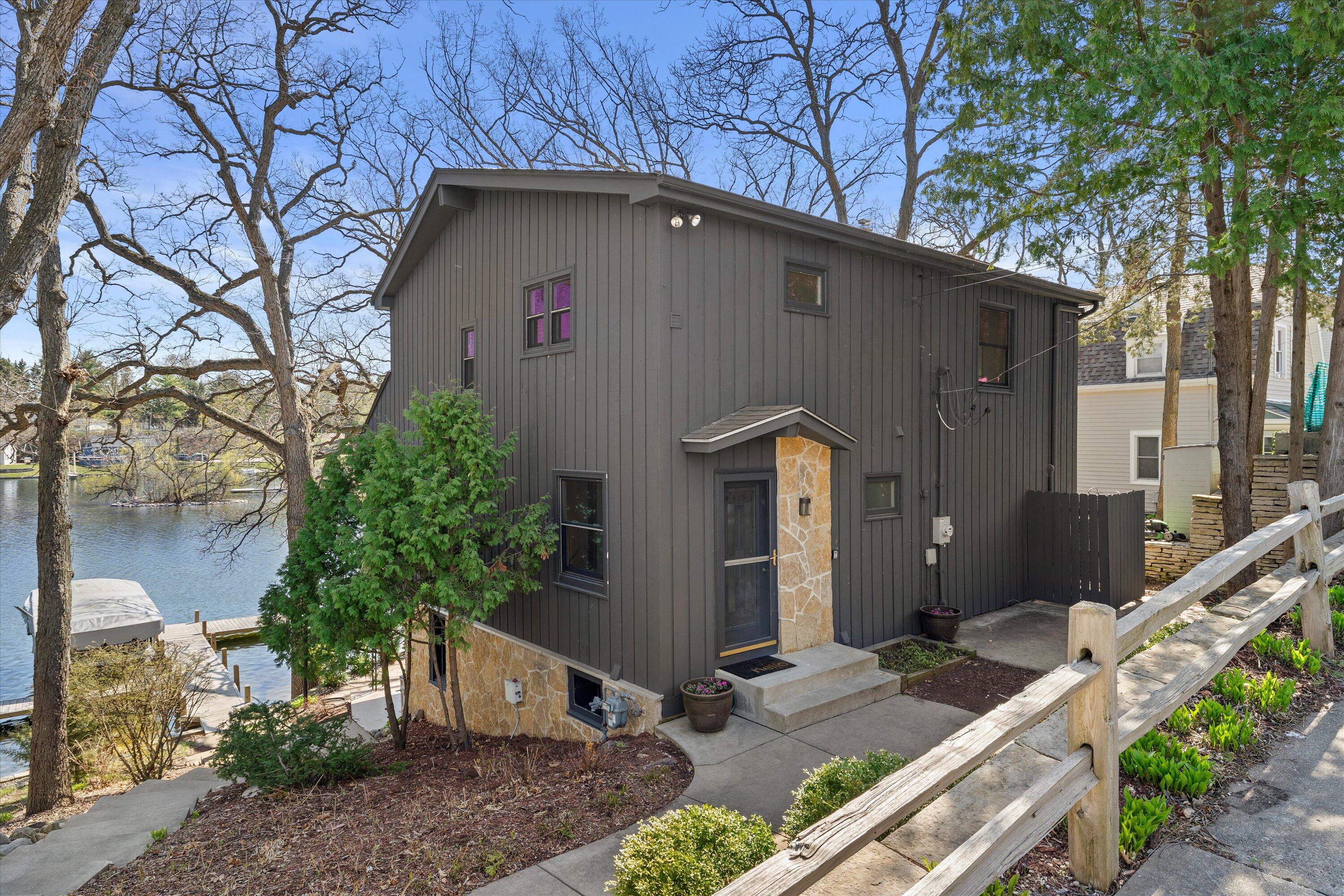 Wisconsin Lake Home for sale (MLS#: 1915174) at N53W34945  Road B -, in Oconomowoc, Wisconsin. (58 of 102)