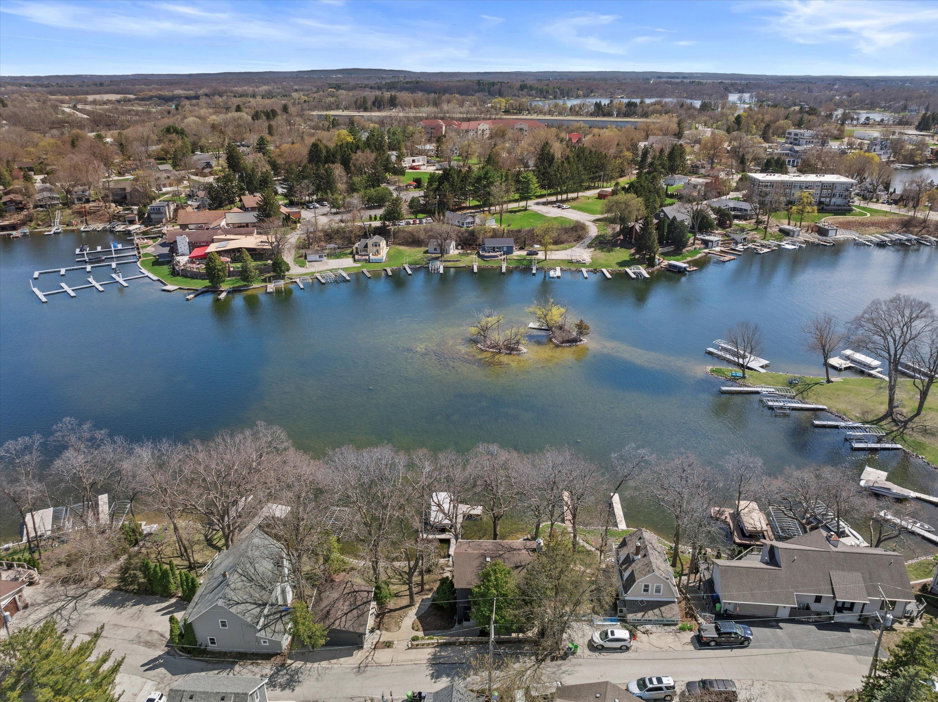 Wisconsin Lake Home for sale (MLS#: 1915174) at N53W34945  Road B -, in Oconomowoc, Wisconsin. (70 of 102)