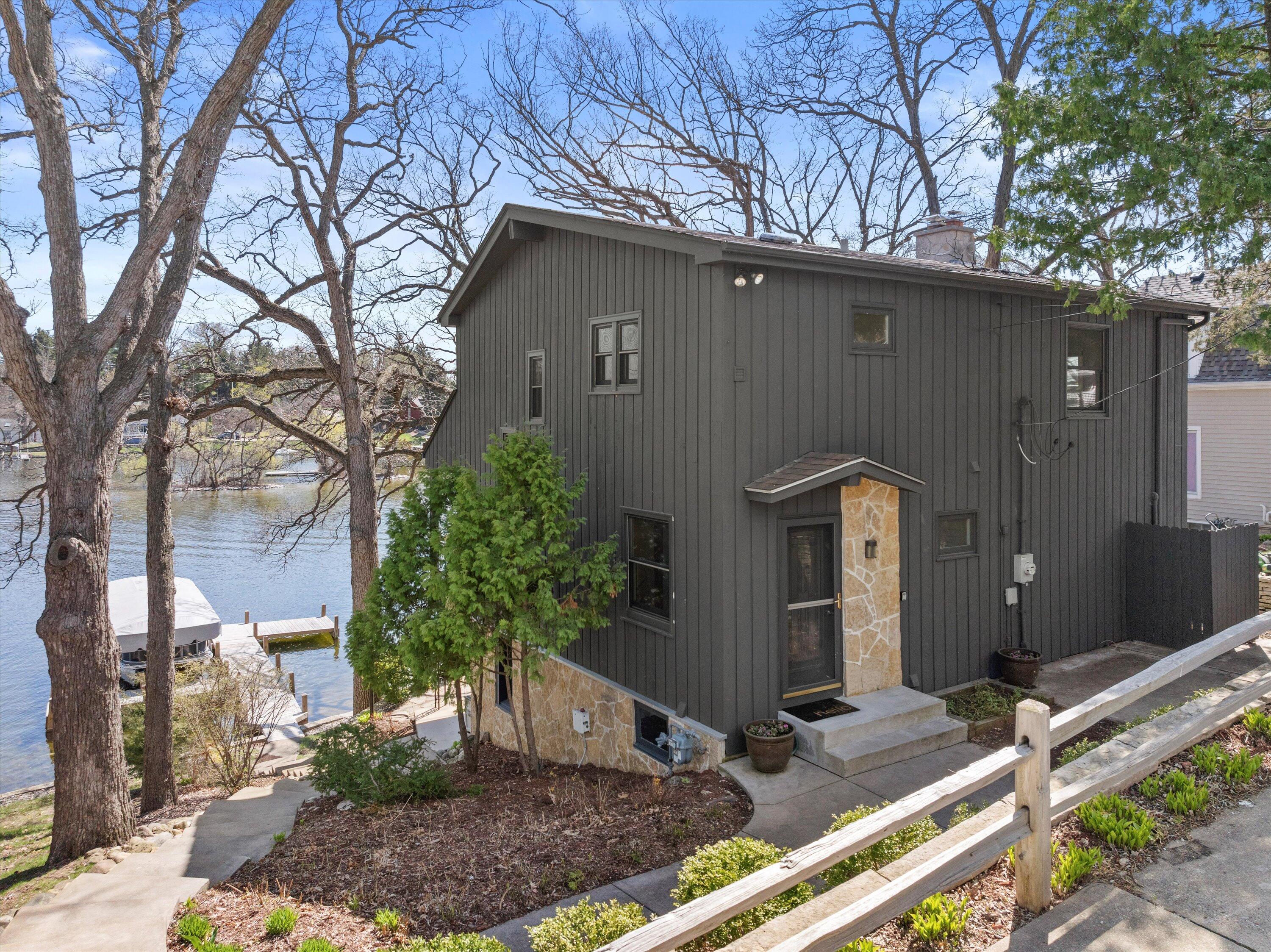 Wisconsin Lake Home for sale (MLS#: 1915174) at N53W34945  Road B -, in Oconomowoc, Wisconsin. (74 of 102)