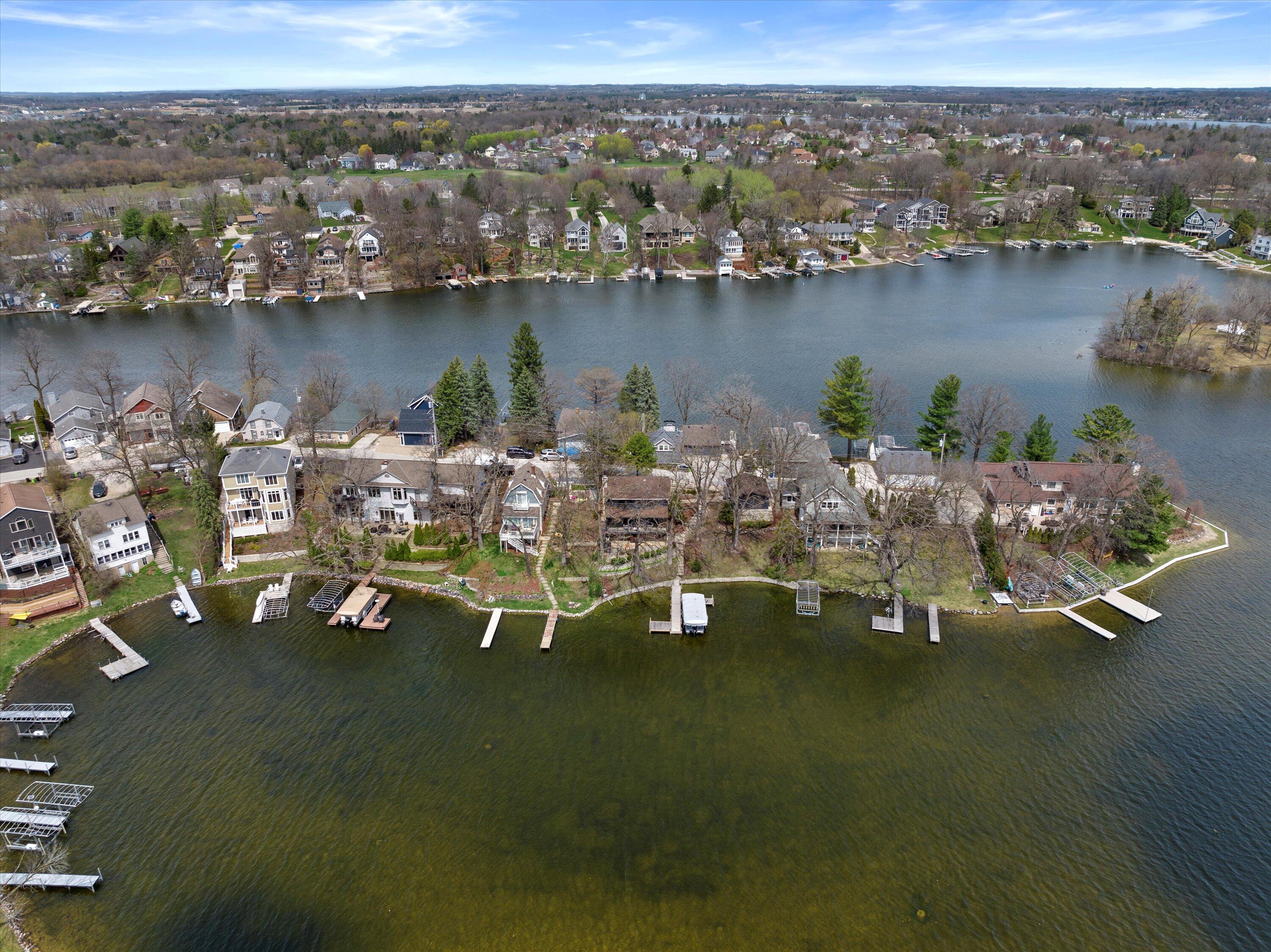 Wisconsin Lake Home for sale (MLS#: 1915174) at N53W34945  Road B -, in Oconomowoc, Wisconsin. (99 of 102)