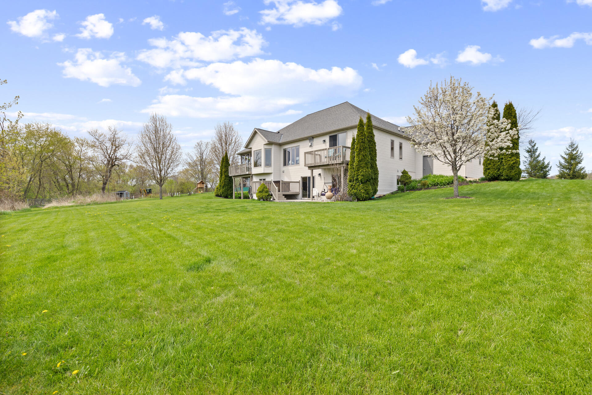 Wisconsin Lake Home for sale (MLS#: 1915262) at 3045  Newark Dr, in Barton, Wisconsin. (35 of 61)