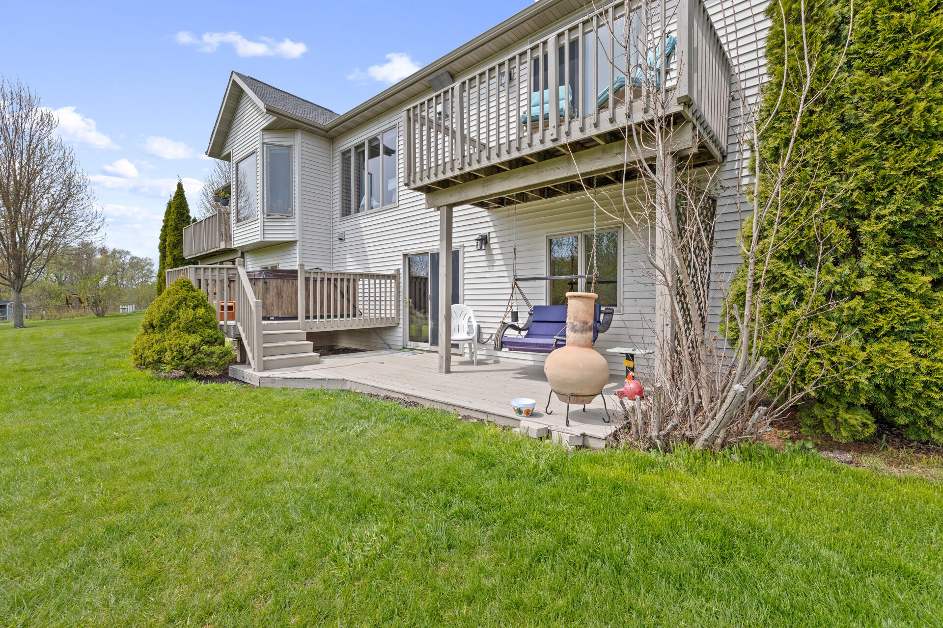 Wisconsin Lake Home for sale (MLS#: 1915262) at 3045  Newark Dr, in Barton, Wisconsin. (5 of 61)