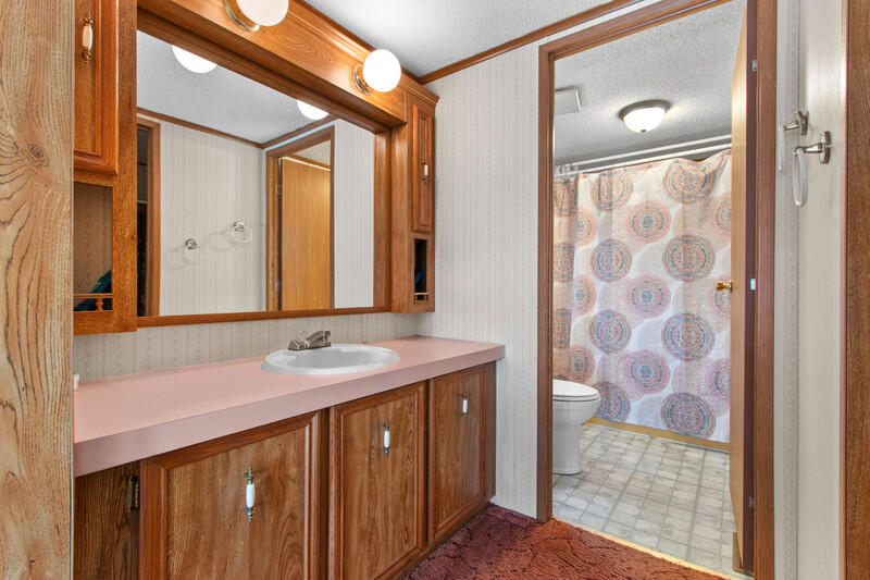 Wisconsin Lake Home for sale (MLS#: 1915282) at N1115  Spotted Fawn Trl, in Menominee, Wisconsin. (11 of 29)