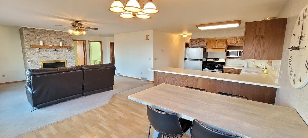 Wisconsin Lake Home for sale (MLS#: 1915318) at 115 E Bay Shore St, in Marinette, Wisconsin. (14 of 61)