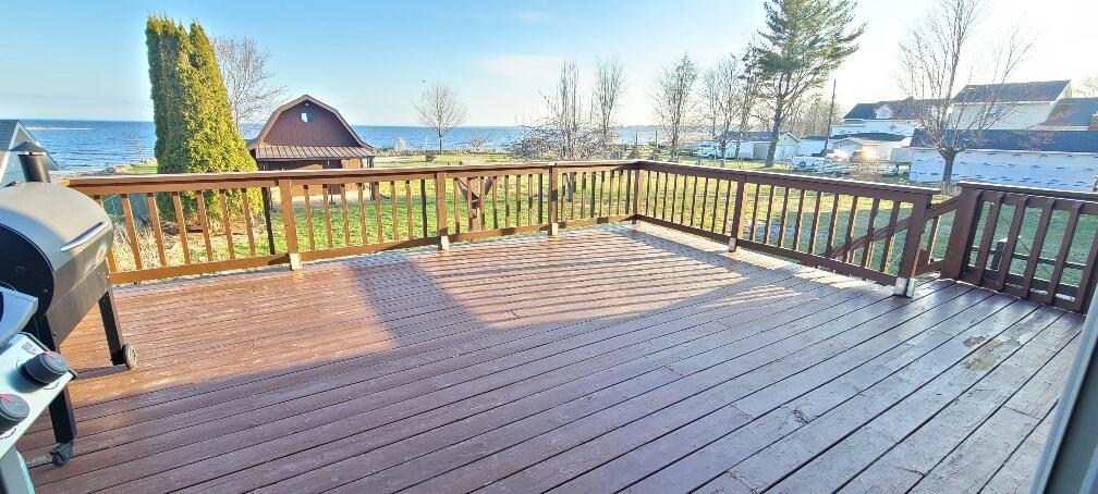 Wisconsin Lake Home for sale (MLS#: 1915318) at 115 E Bay Shore St, in Marinette, Wisconsin. (17 of 61)