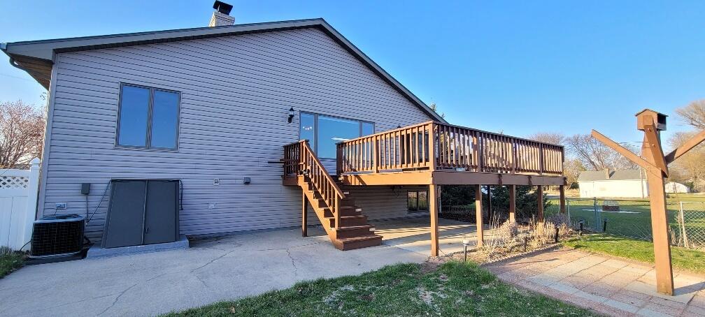 Wisconsin Lake Home for sale (MLS#: 1915318) at 115 E Bay Shore St, in Marinette, Wisconsin. (31 of 61)