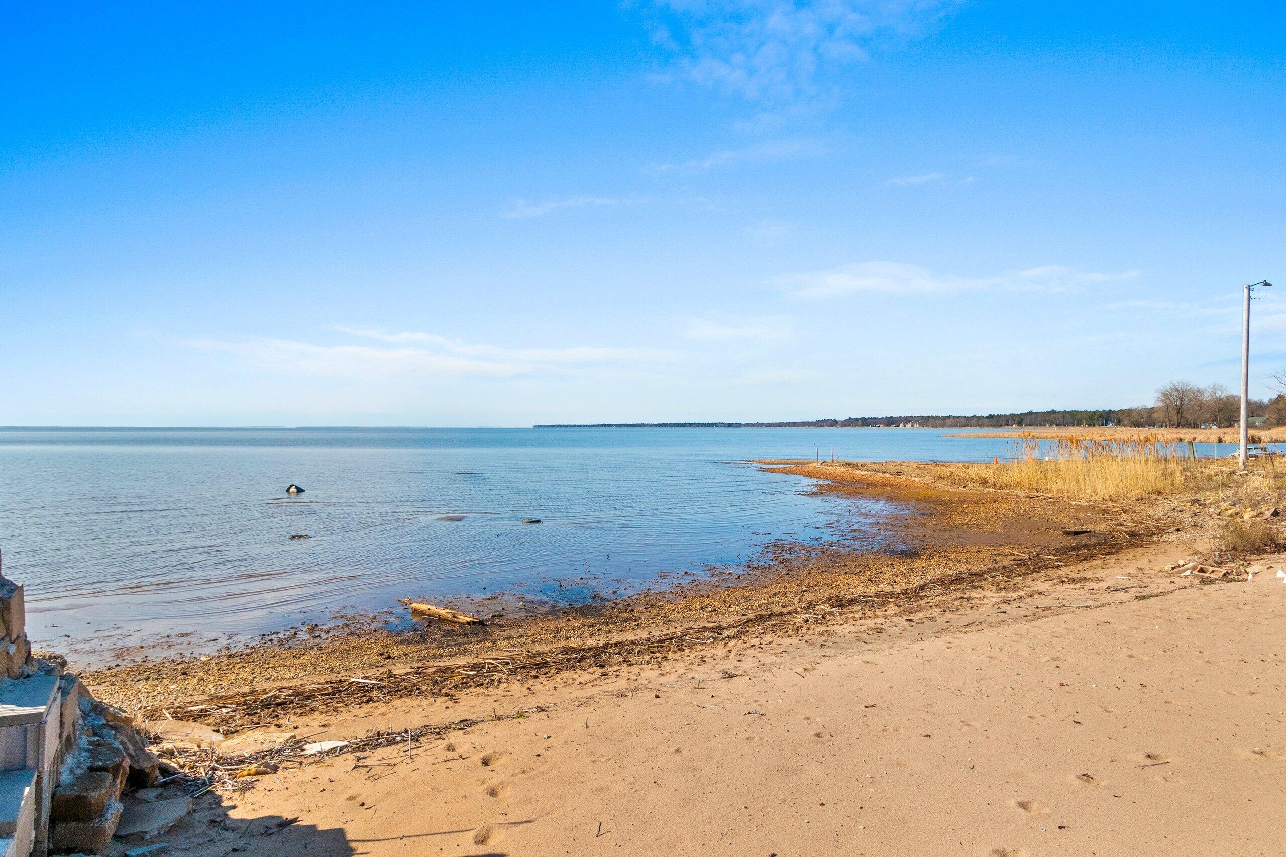 Wisconsin Lake Home for sale (MLS#: 1915318) at 115 E Bay Shore St, in Marinette, Wisconsin. (51 of 61)