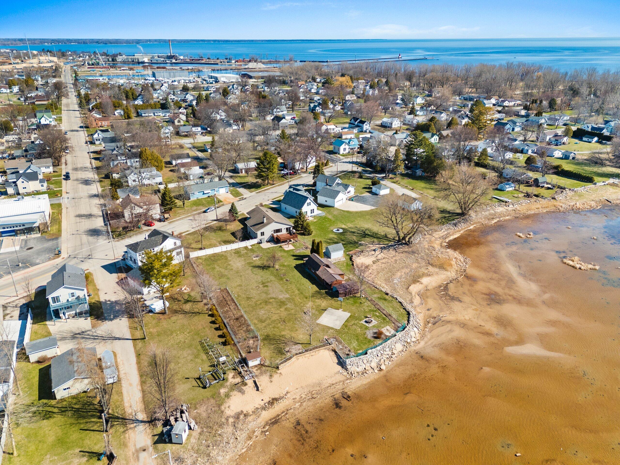 Wisconsin Lake Home for sale (MLS#: 1915318) at 115 E Bay Shore St, in Marinette, Wisconsin. (53 of 61)