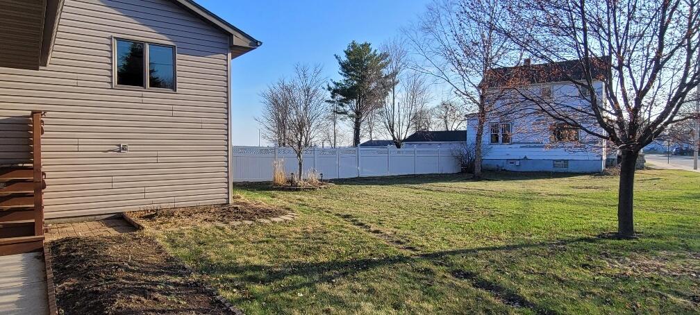 Wisconsin Lake Home for sale (MLS#: 1915318) at 115 E Bay Shore St, in Marinette, Wisconsin. (57 of 61)