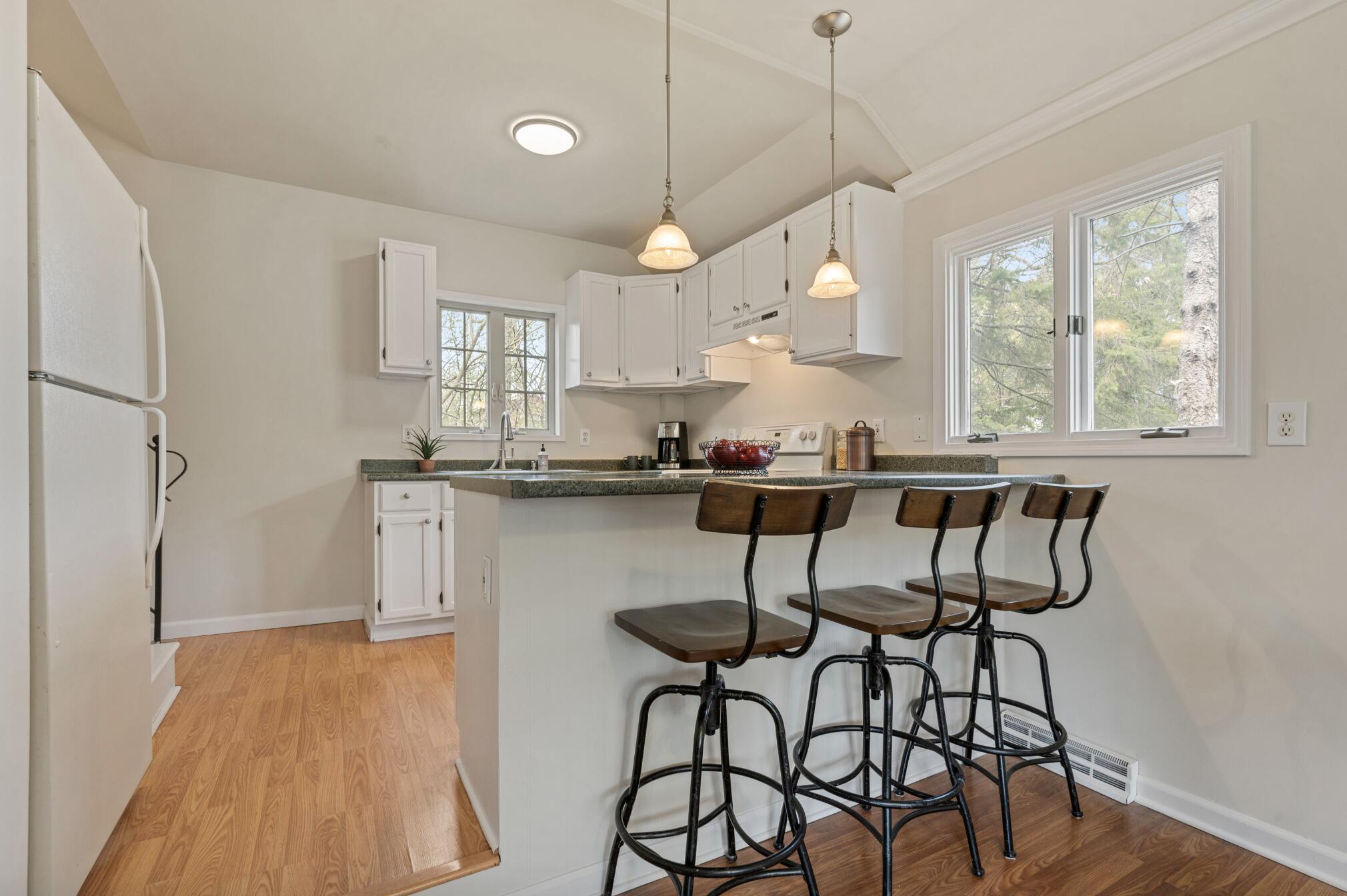 Wisconsin Lake Home for sale (MLS#: 1915524) at 805  Manor Dr, in Twin Lakes, Wisconsin. (5 of 14)