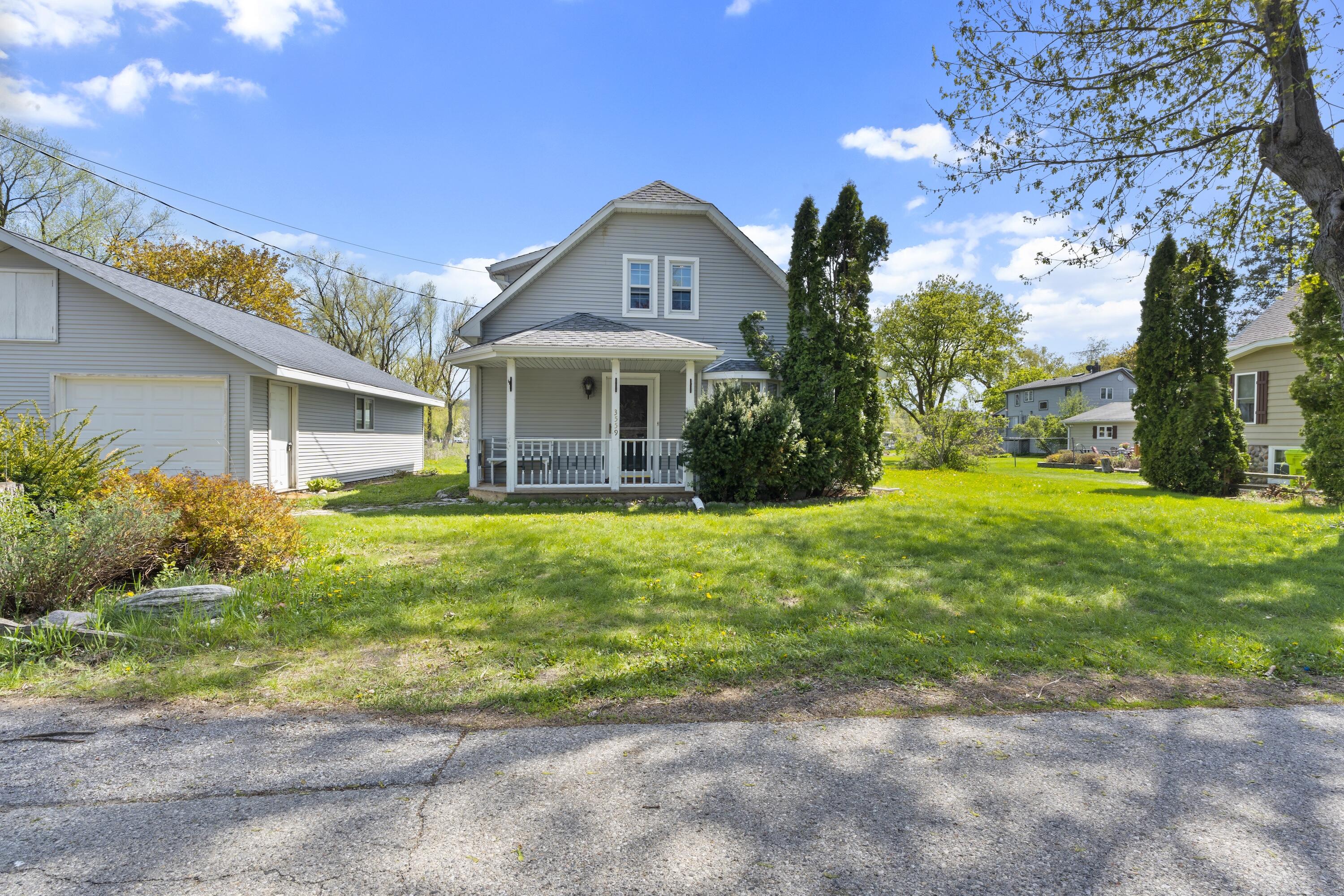 Wisconsin Lake Home for sale (MLS#: 1915544) at 3559  North Shore Dr, in Richfield, Wisconsin. (33 of 47)