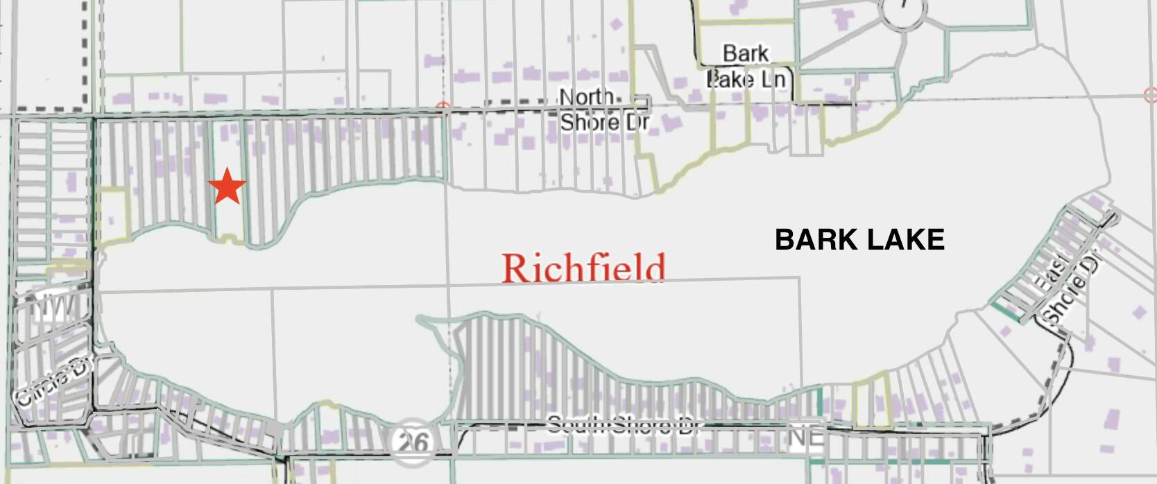 Wisconsin Lake Home for sale (MLS#: 1915544) at 3559  North Shore Dr, in Richfield, Wisconsin. (39 of 47)