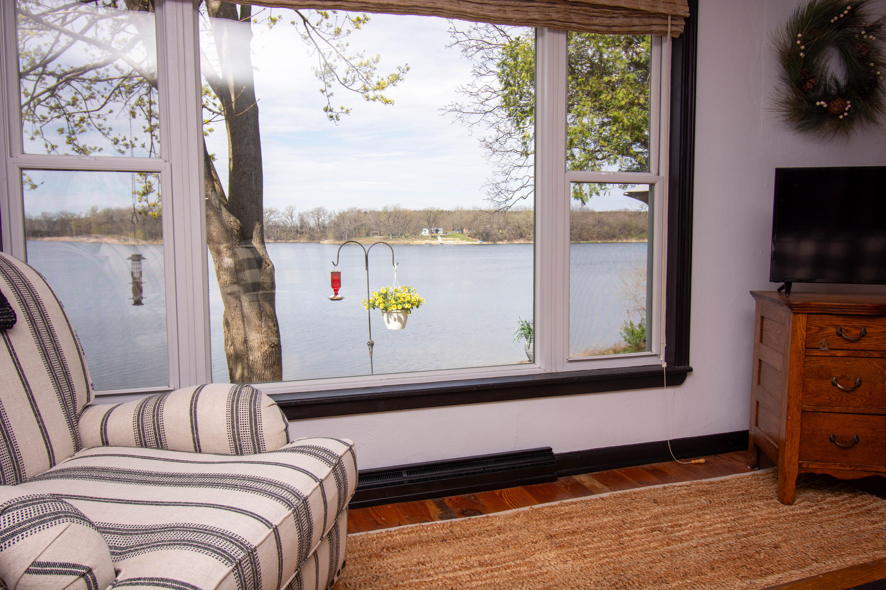 Wisconsin Lake Home for sale (MLS#: 1915548) at N6779  Lake Dr, in Richmond, Wisconsin. (13 of 37)