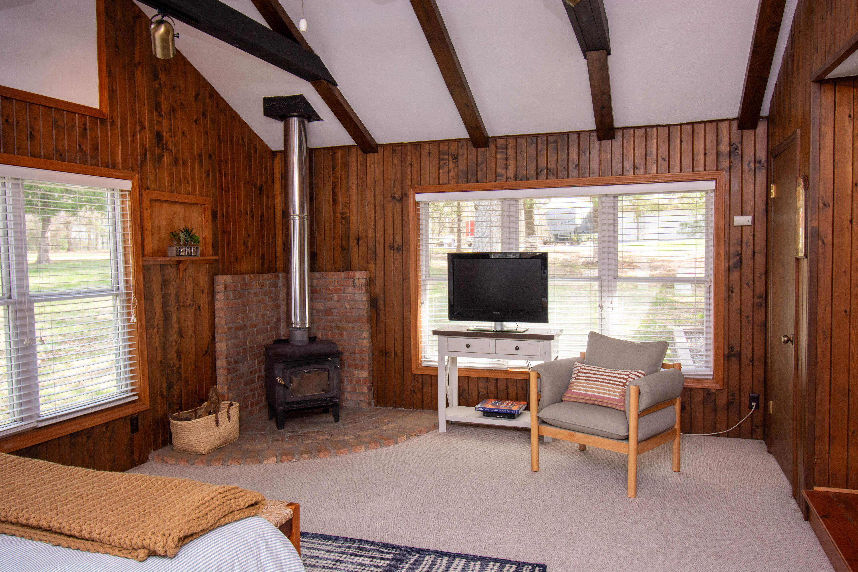 Wisconsin Lake Home for sale (MLS#: 1915548) at N6779  Lake Dr, in Richmond, Wisconsin. (9 of 37)