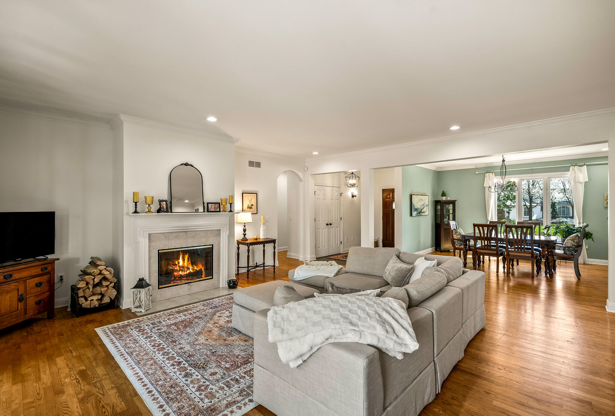 Wisconsin Lake Home for sale (MLS#: 1915626) at 130  Monastery Hill Dr, in Lac La Belle, Wisconsin. (13 of 57)
