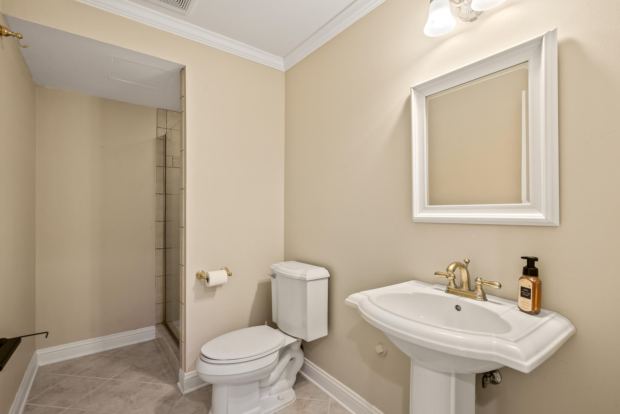 Wisconsin Lake Home for sale (MLS#: 1915626) at 130  Monastery Hill Dr, in Lac La Belle, Wisconsin. (36 of 57)