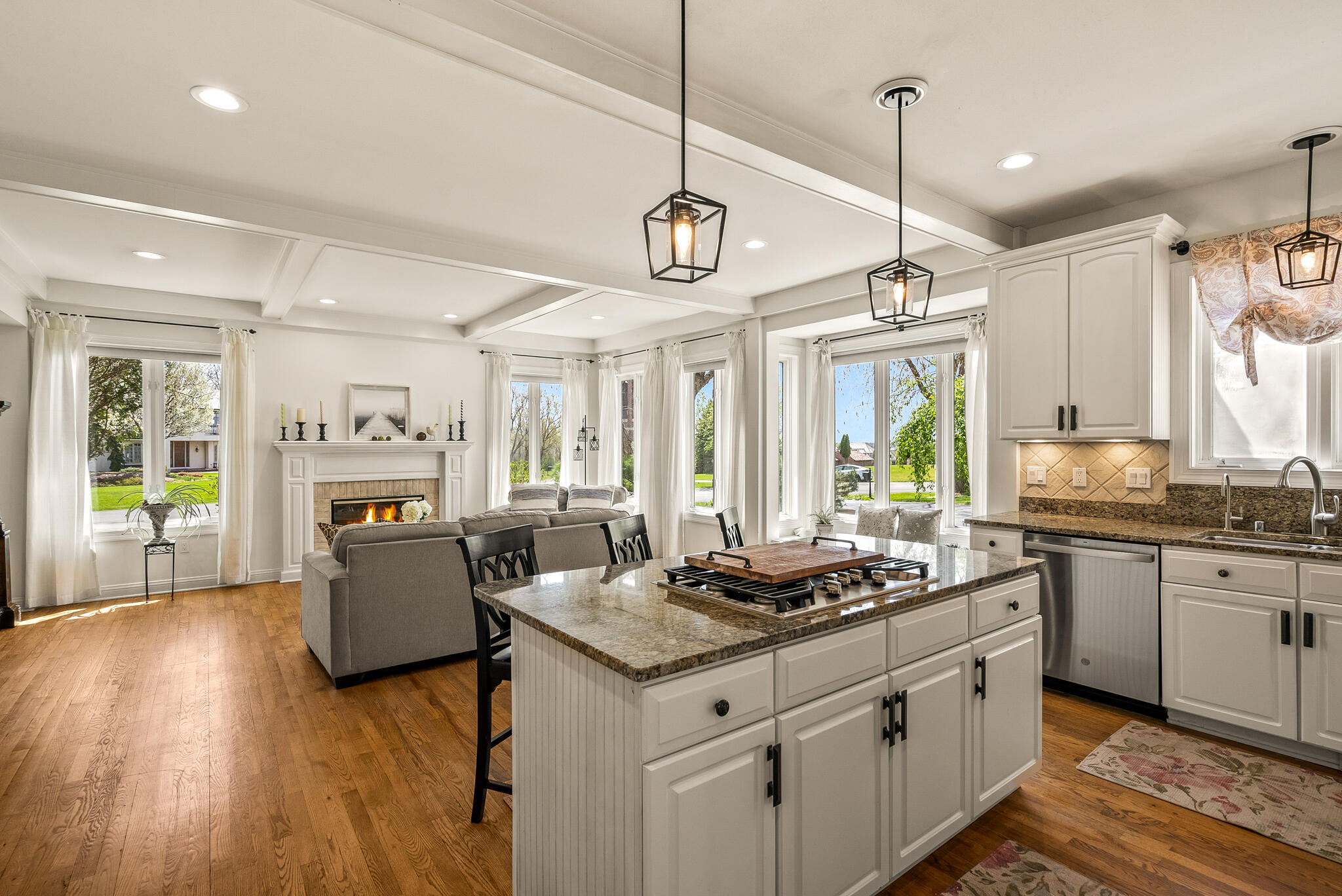 Wisconsin Lake Home for sale (MLS#: 1915626) at 130  Monastery Hill Dr, in Lac La Belle, Wisconsin. (5 of 57)