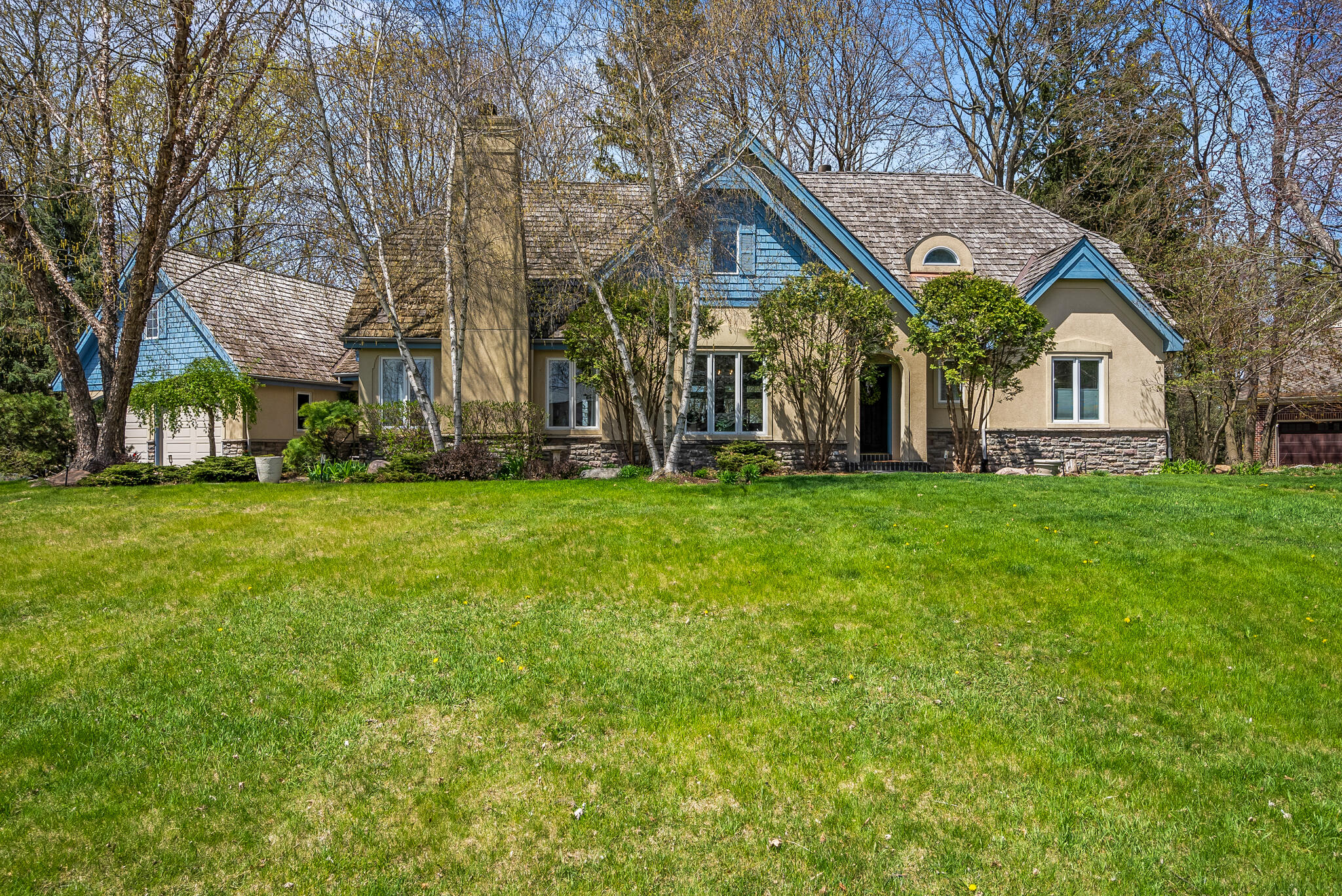 Wisconsin Lake Home for sale (MLS#: 1915626) at 130  Monastery Hill Dr, in Lac La Belle, Wisconsin. (49 of 57)