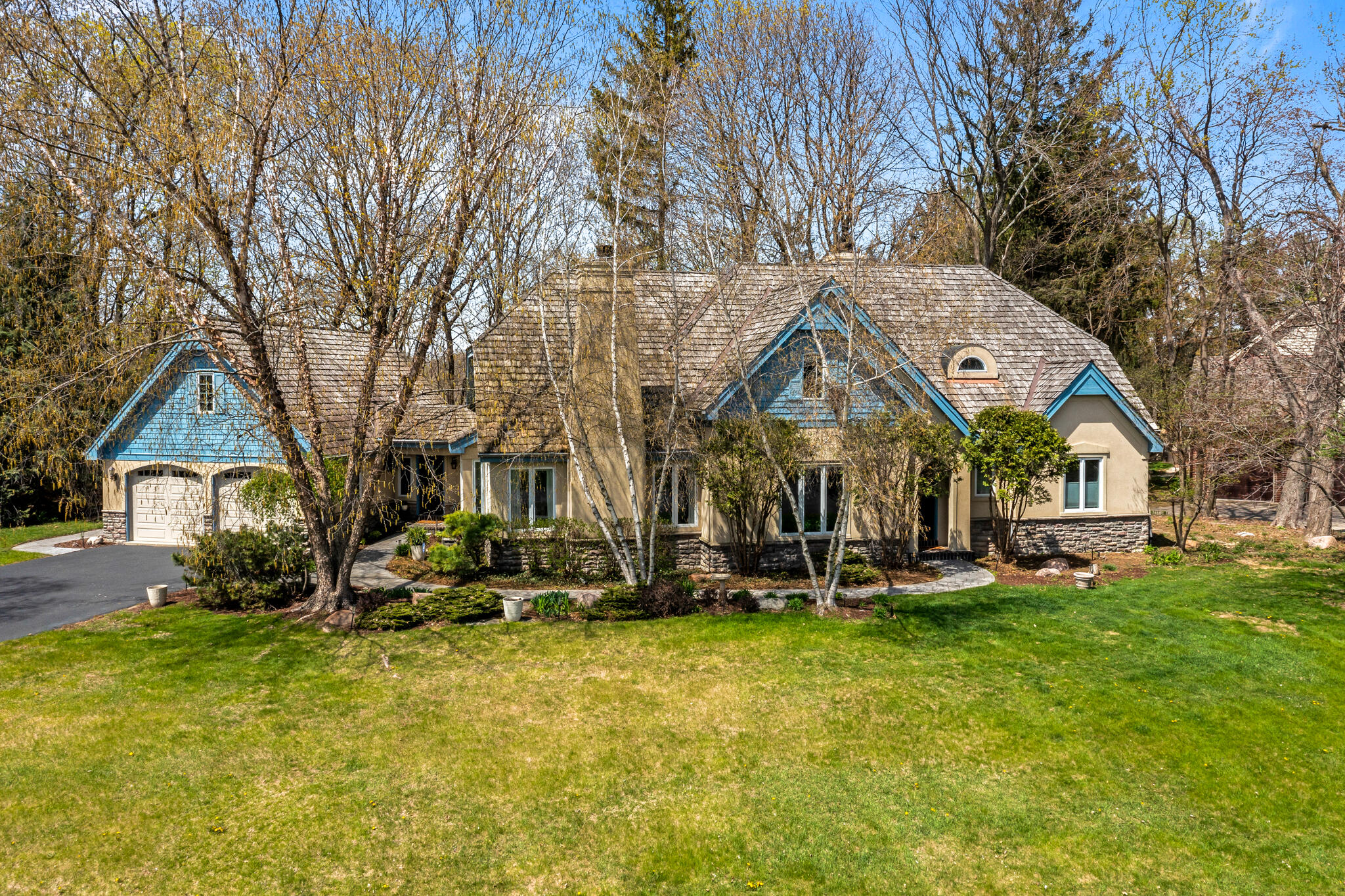 Wisconsin Lake Home for sale (MLS#: 1915626) at 130  Monastery Hill Dr, in Lac La Belle, Wisconsin. (52 of 57)