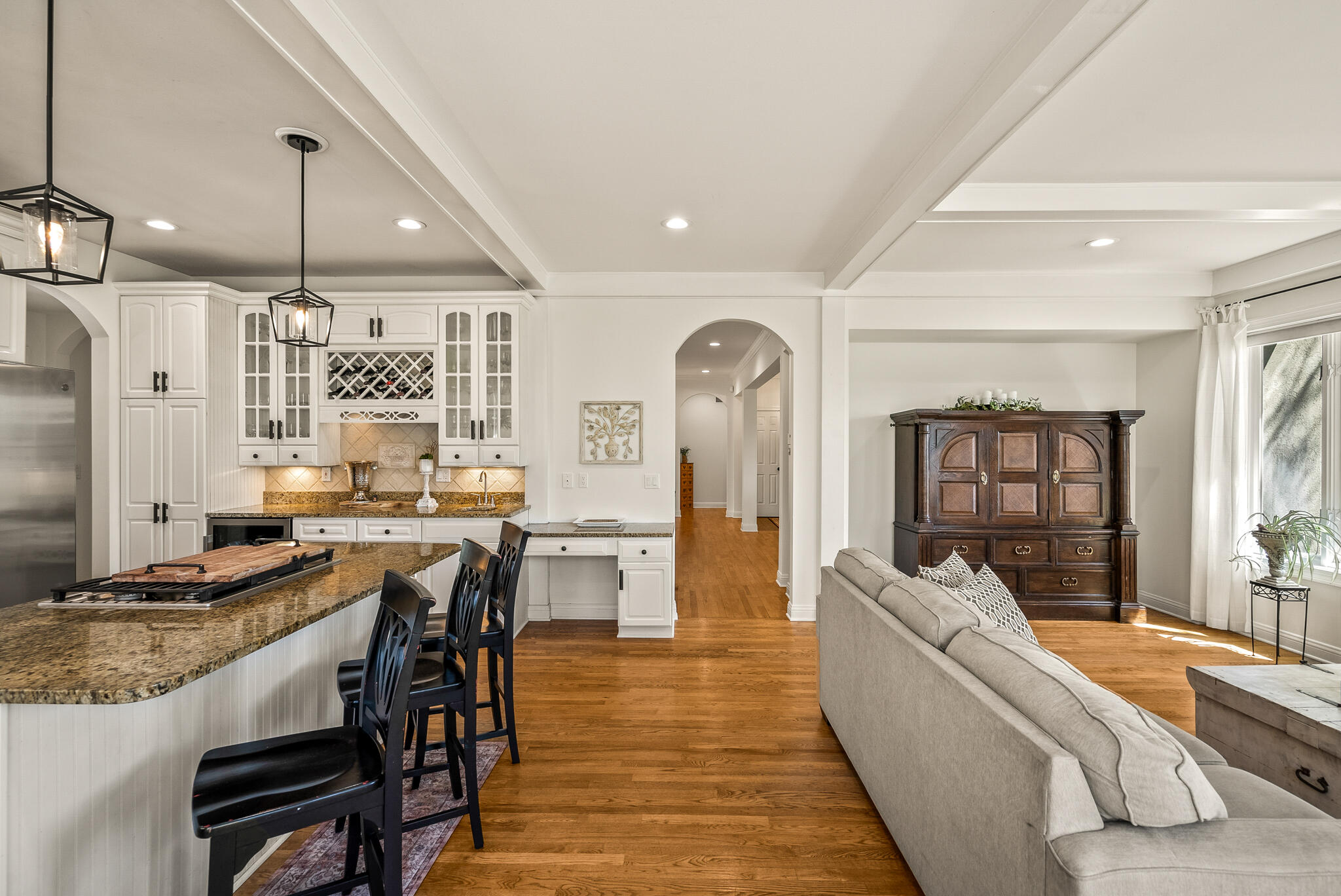 Wisconsin Lake Home for sale (MLS#: 1915626) at 130  Monastery Hill Dr, in Lac La Belle, Wisconsin. (10 of 57)