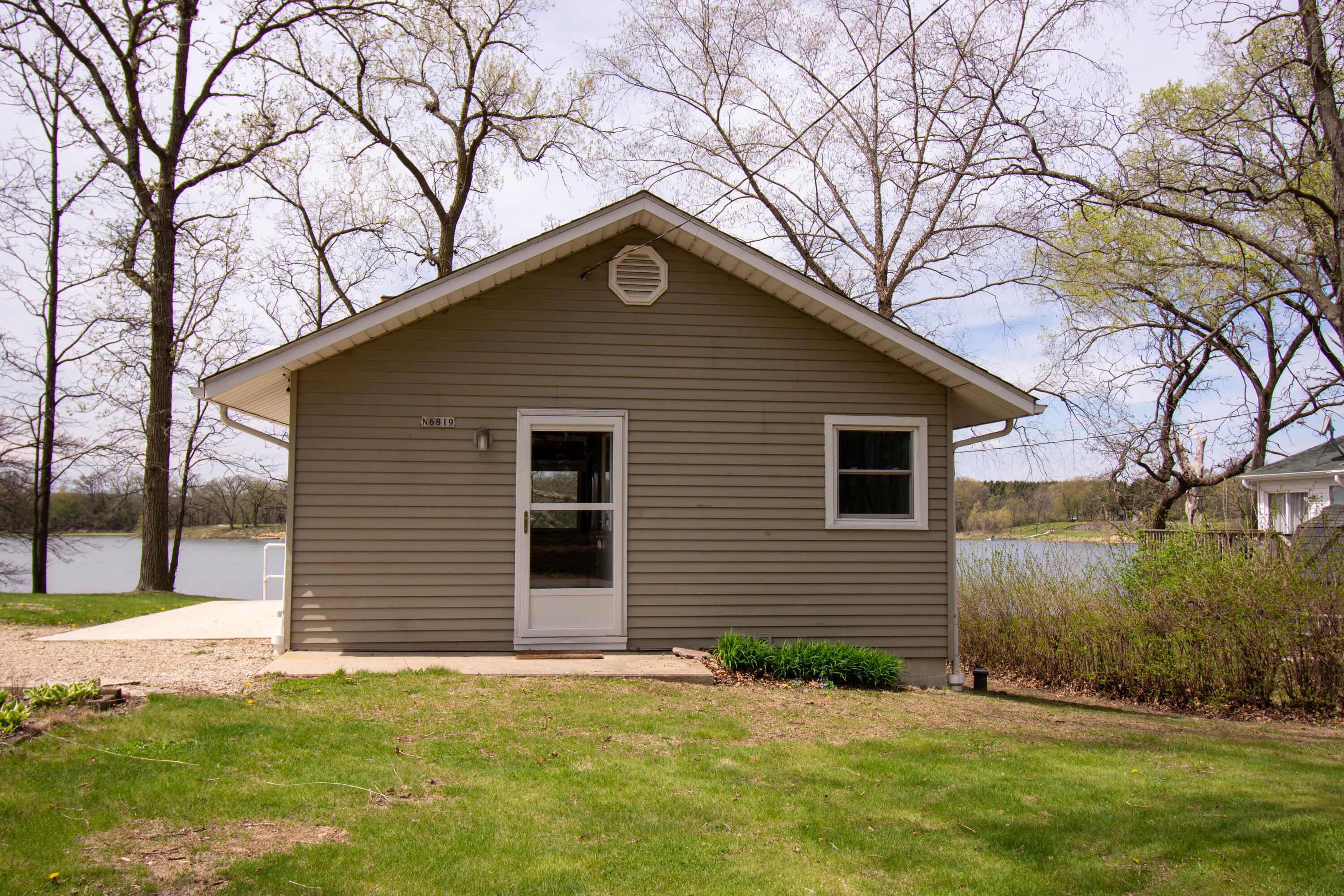Wisconsin Lake Home for sale (MLS#: 1915749) at N6819  Lake Dr, in Richmond, Wisconsin. (1 of 21)