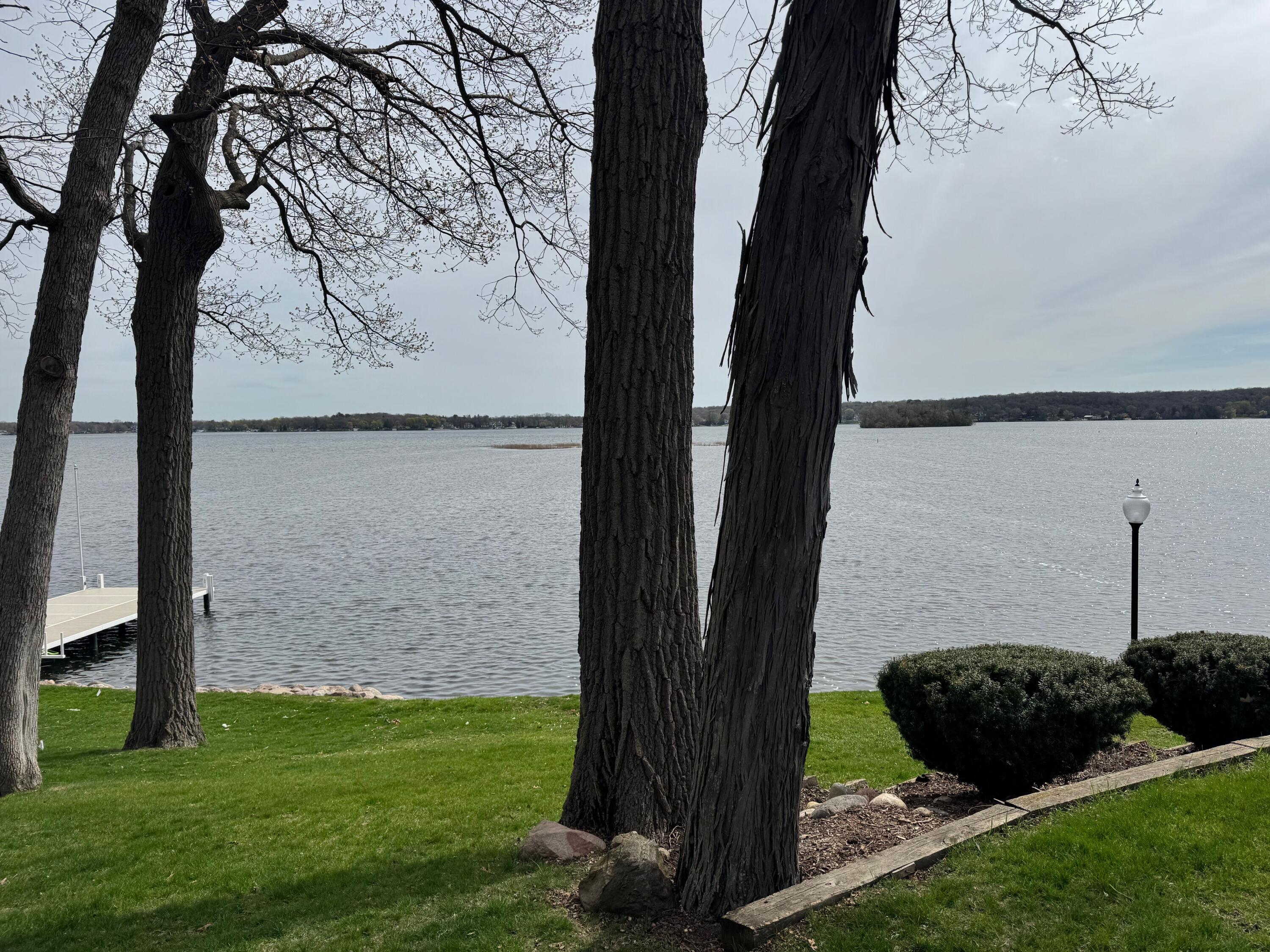 Wisconsin Lake Home for sale (MLS#: 1915758) at 900  Hawks Hollow -, in Delafield, Wisconsin. (6 of 68)