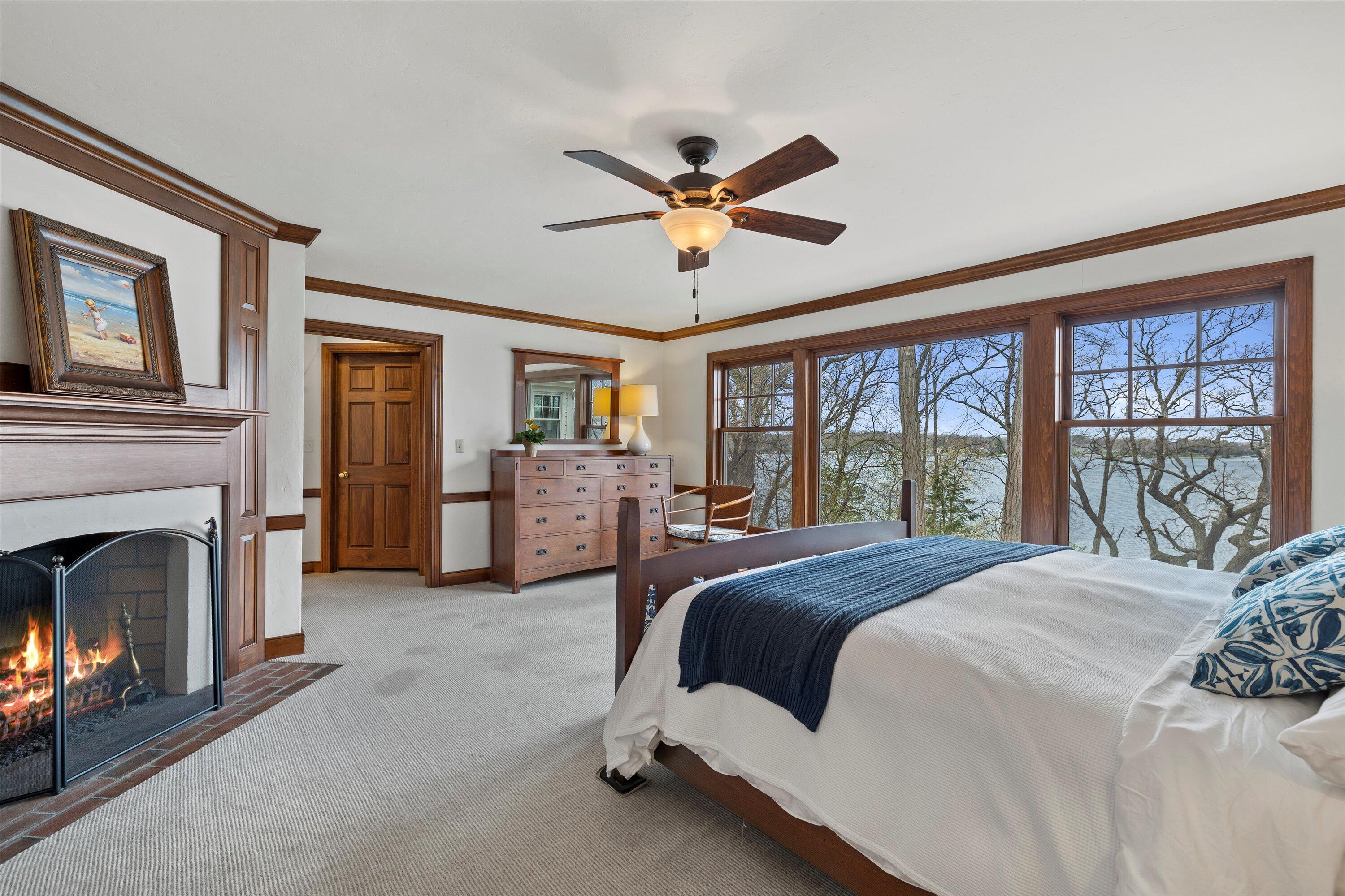 Wisconsin Lake Home for sale (MLS#: 1915798) at 1347  Mariner Dr, in Delafield, Wisconsin. (27 of 76)