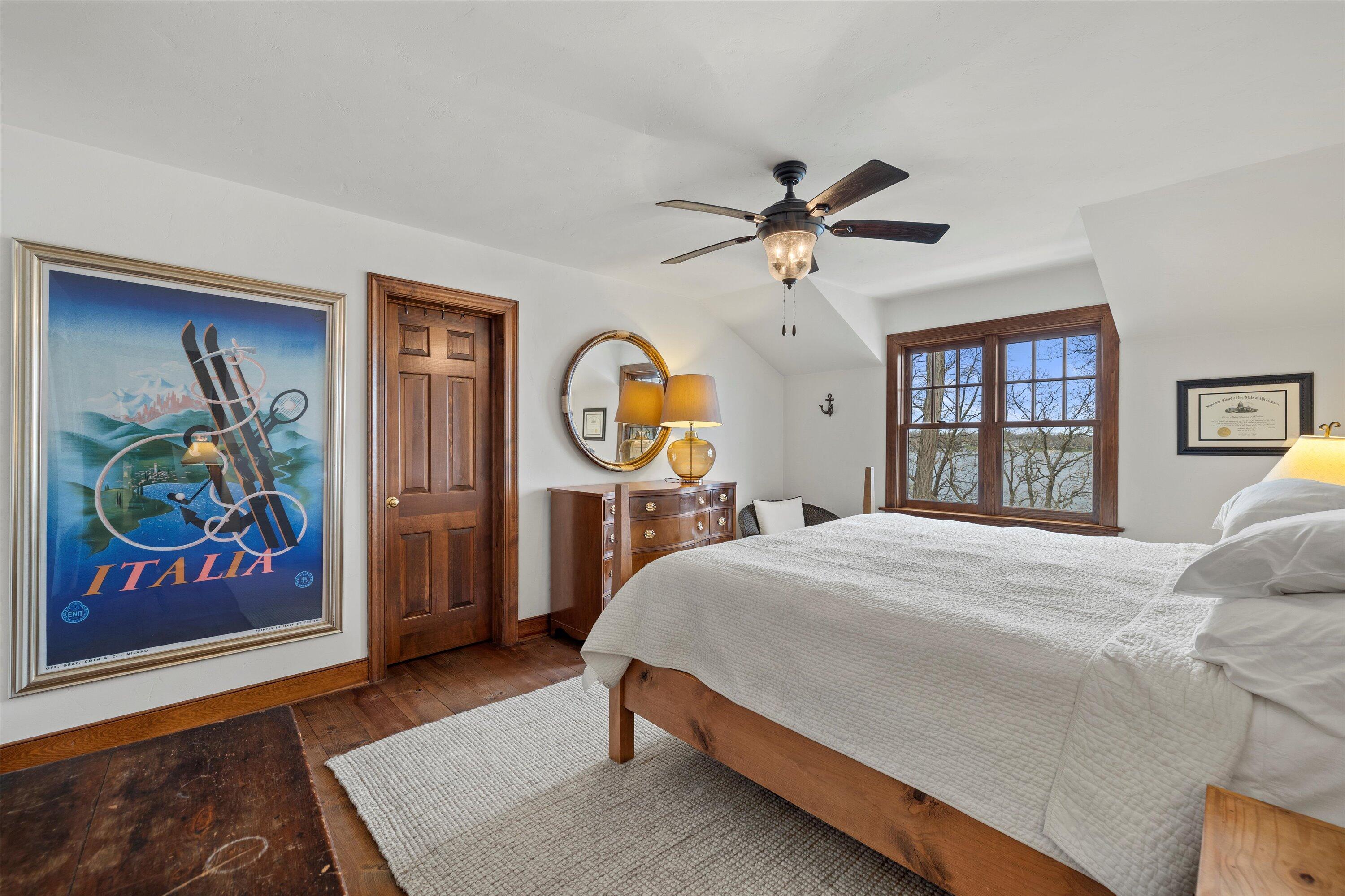 Wisconsin Lake Home for sale (MLS#: 1915798) at 1347  Mariner Dr, in Delafield, Wisconsin. (39 of 76)