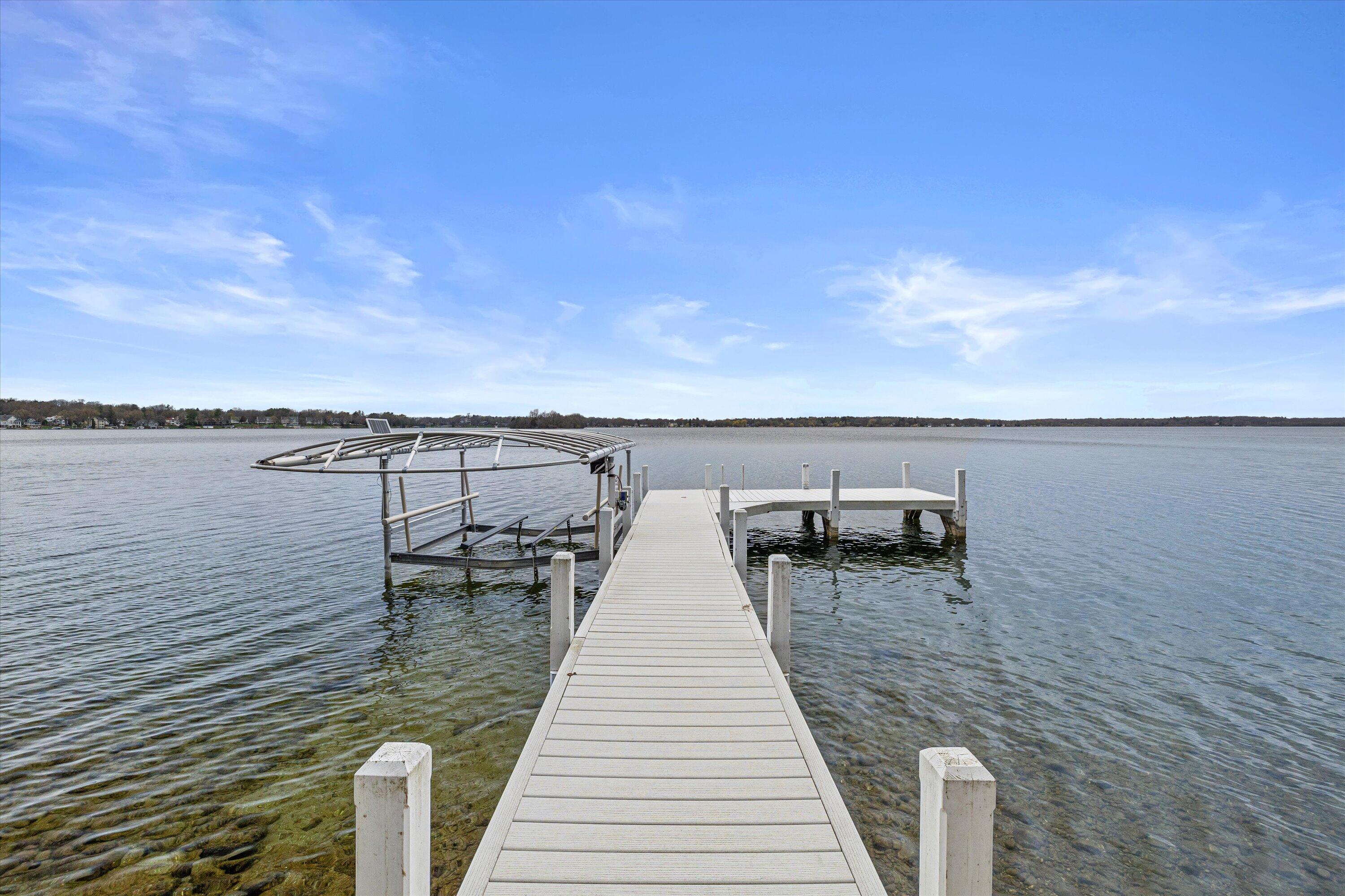 Wisconsin Lake Home for sale (MLS#: 1915798) at 1347  Mariner Dr, in Delafield, Wisconsin. (52 of 76)