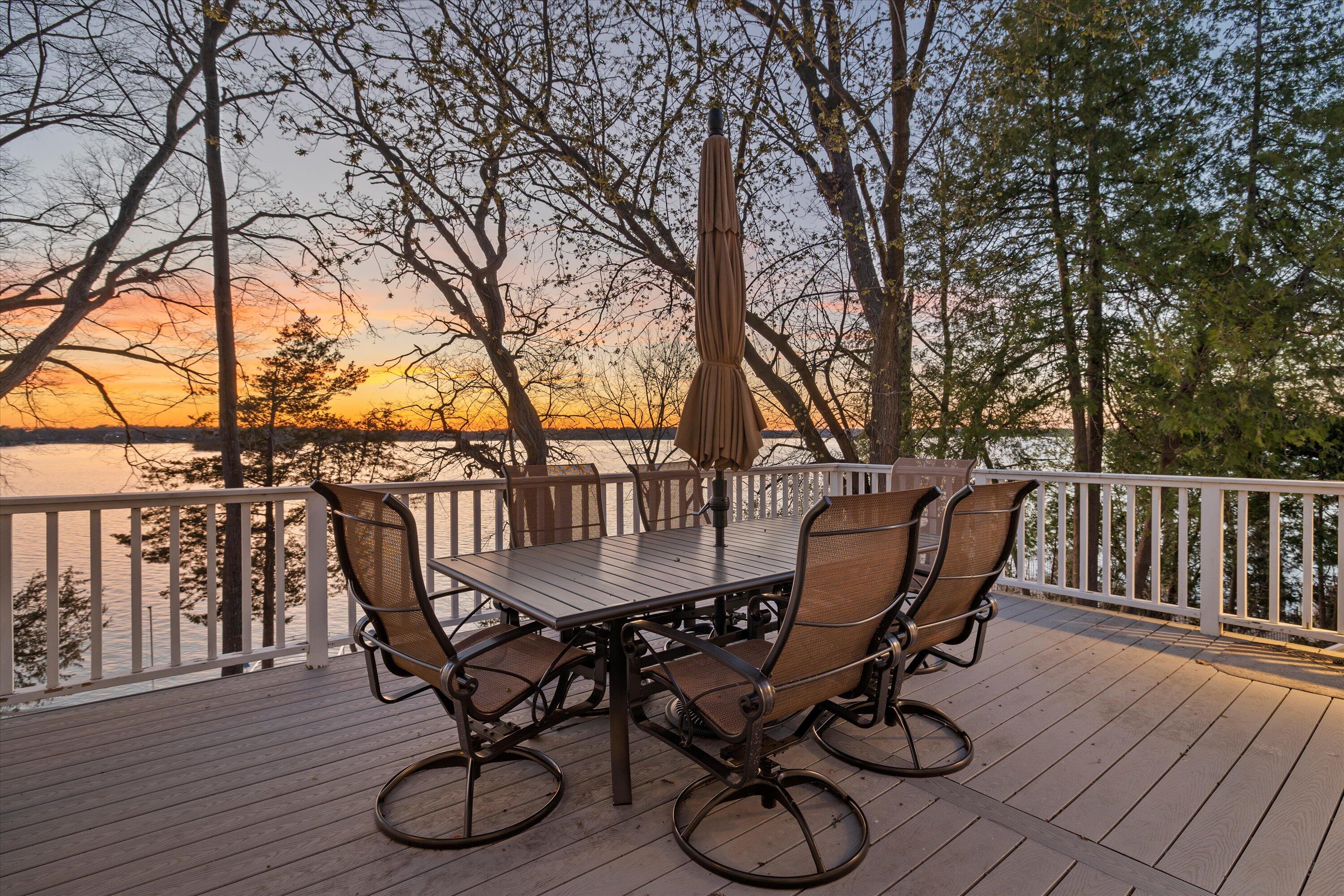 Wisconsin Lake Home for sale (MLS#: 1915798) at 1347  Mariner Dr, in Delafield, Wisconsin. (69 of 76)