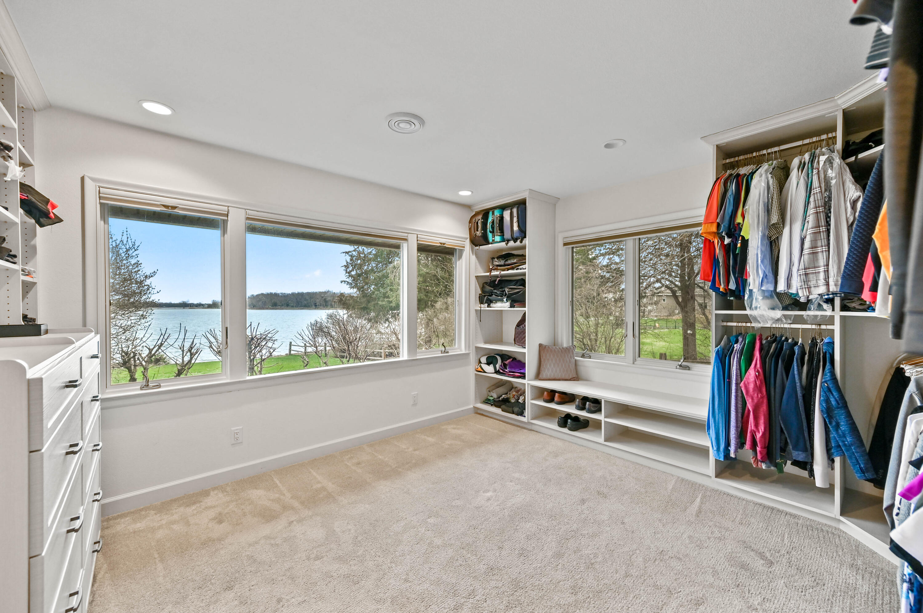 Wisconsin Lake Home for sale (MLS#: 1915806) at 1620 N Dousman Rd, in Summit, Wisconsin. (28 of 40)