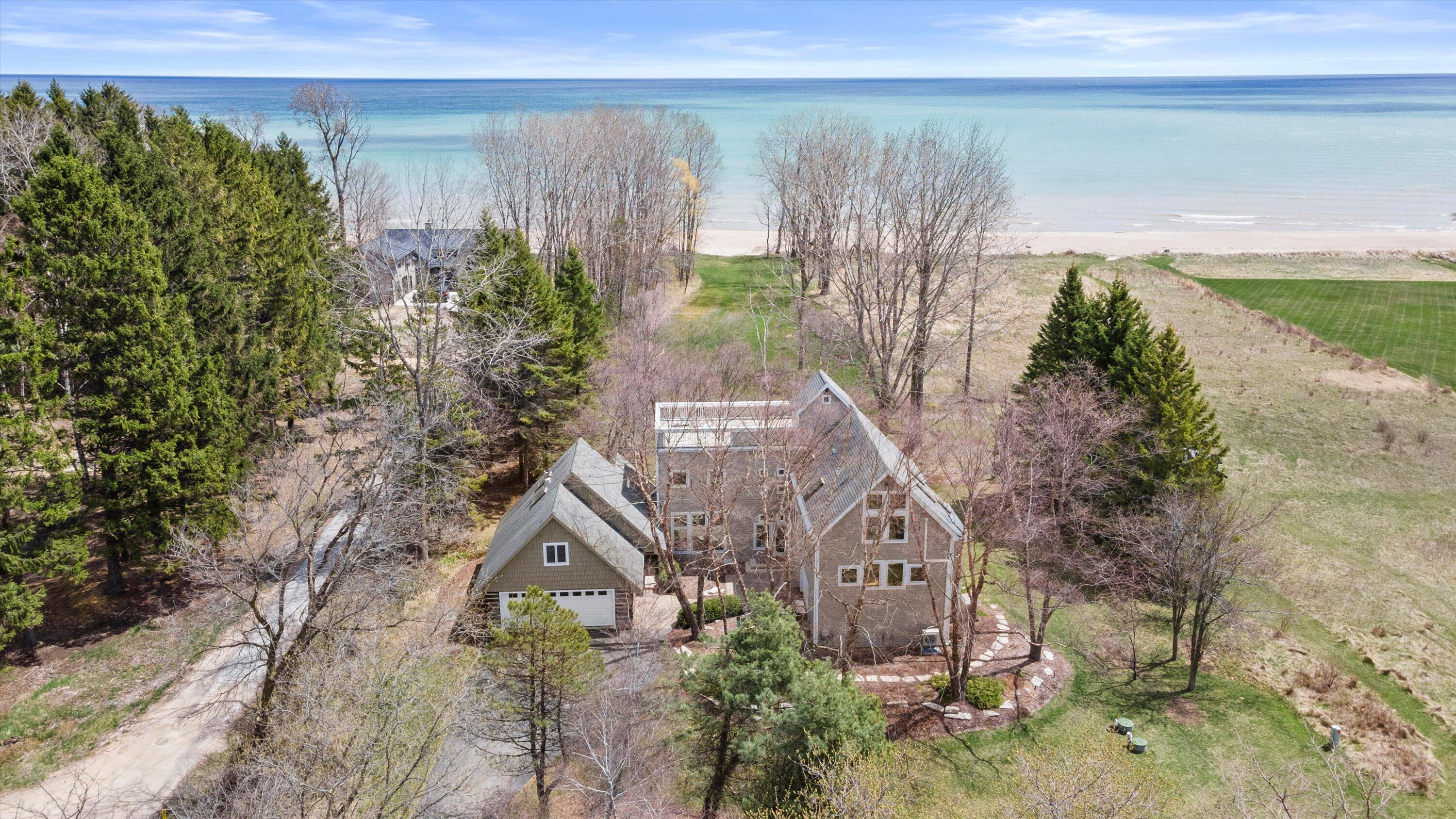 Wisconsin Lake Home for sale (MLS#: 1915817) at 6296  Homestead Dr, in Belgium, Wisconsin. (13 of 47)