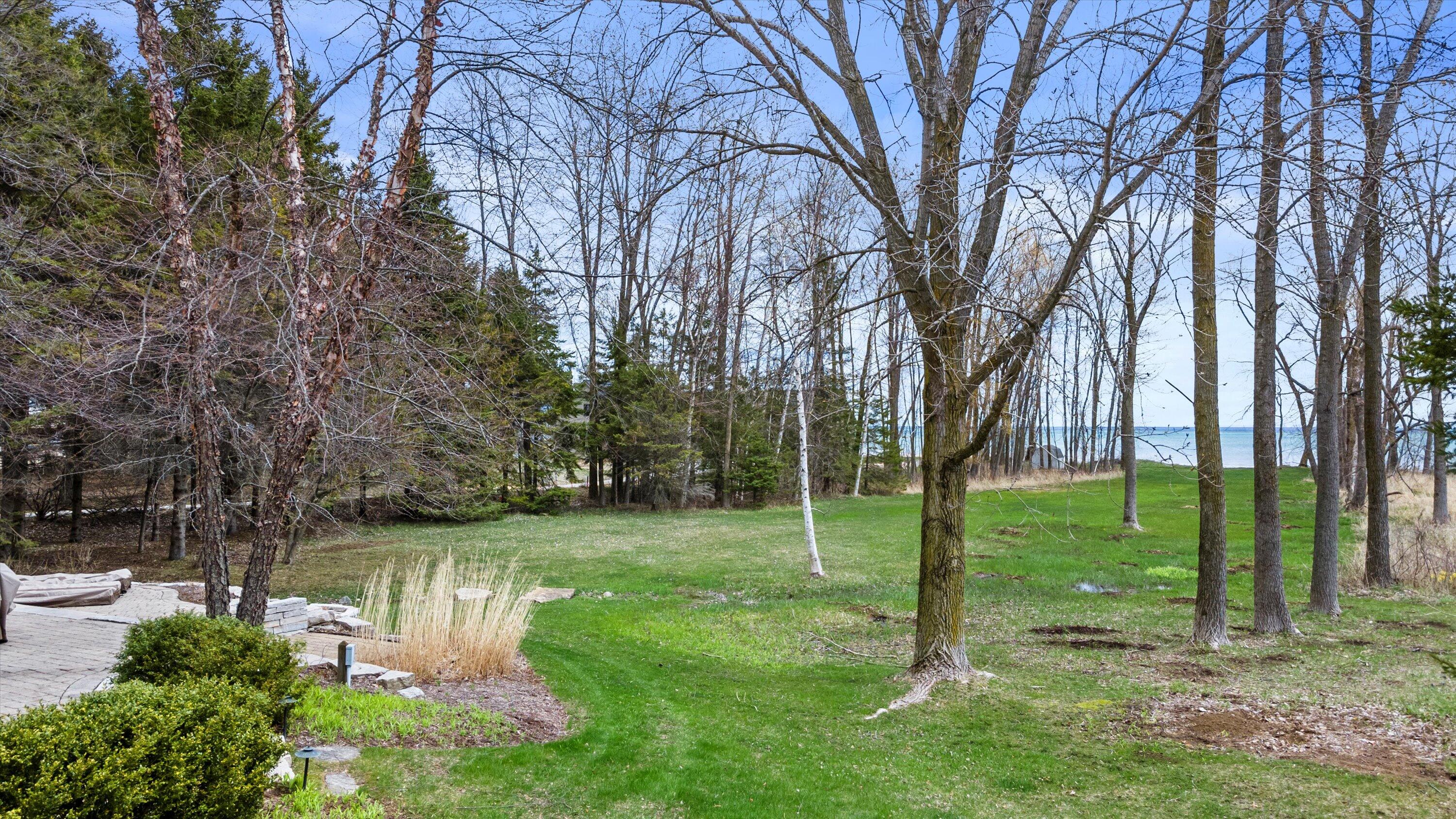 Wisconsin Lake Home for sale (MLS#: 1915817) at 6296  Homestead Dr, in Belgium, Wisconsin. (9 of 47)