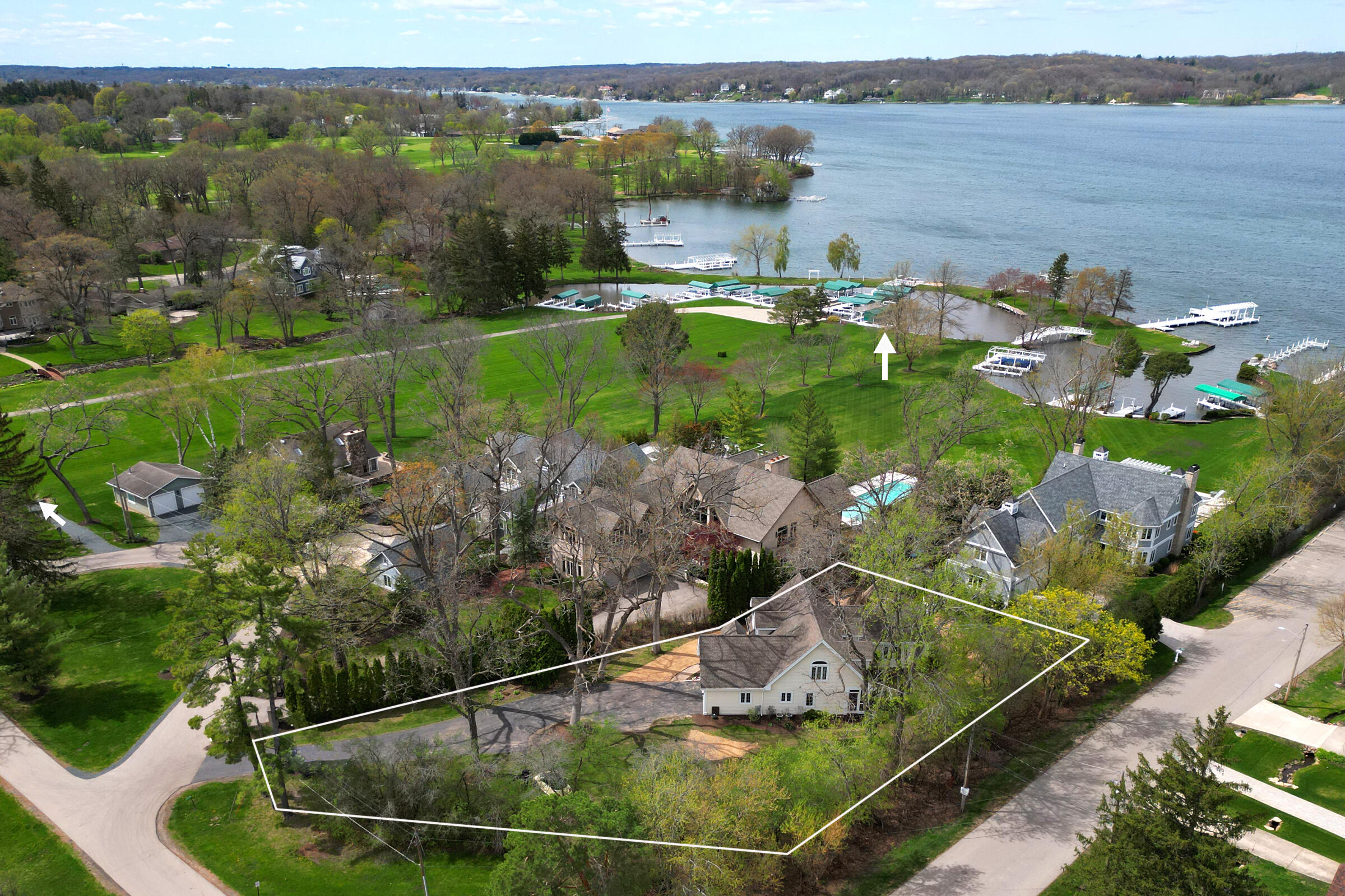 Wisconsin Lake Home for sale (MLS#: 1916067) at W3314  Burr Oak Dr, in Linn, Wisconsin. (2 of 70)