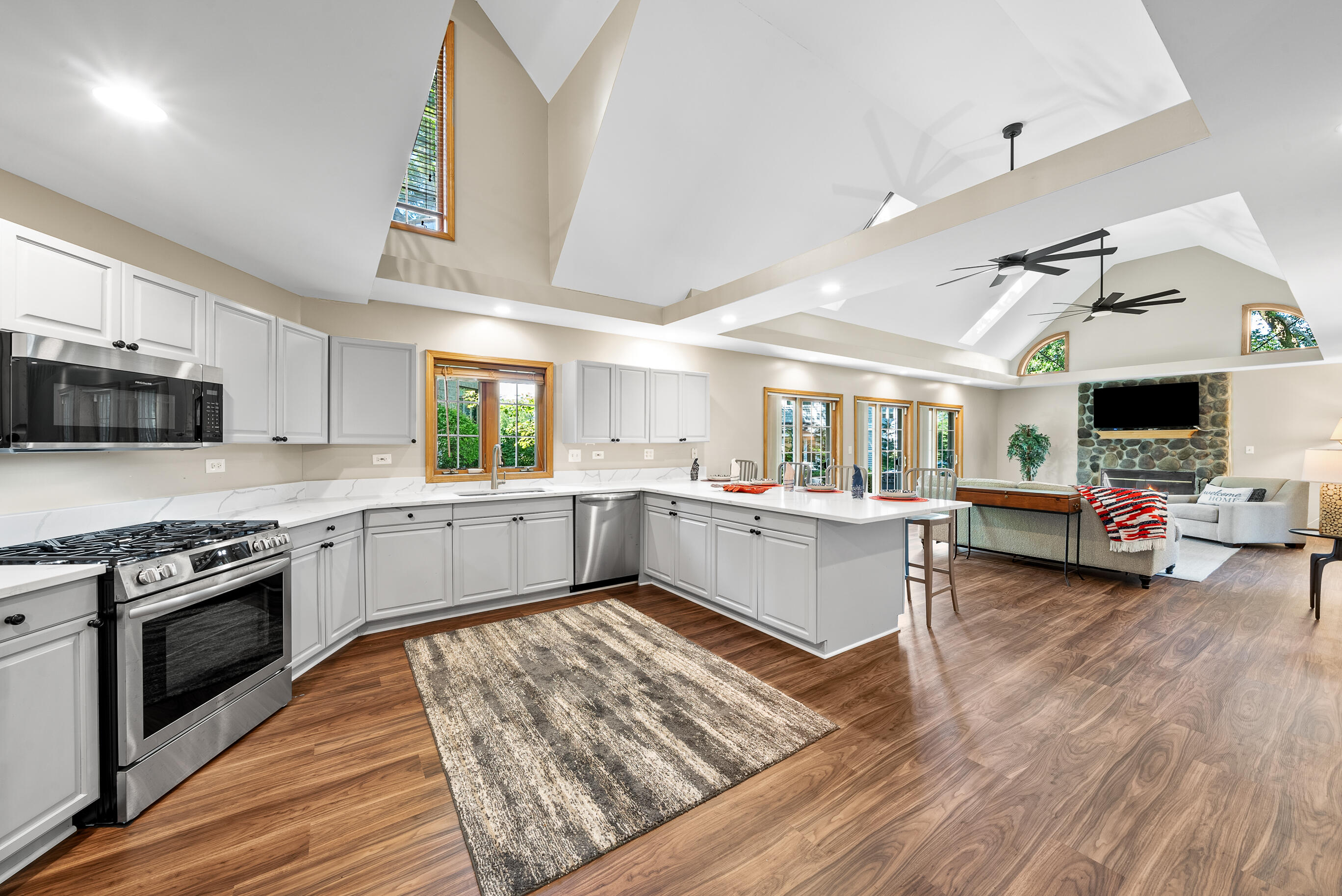 Wisconsin Lake Home for sale (MLS#: 1916067) at W3314  Burr Oak Dr, in Linn, Wisconsin. (16 of 70)