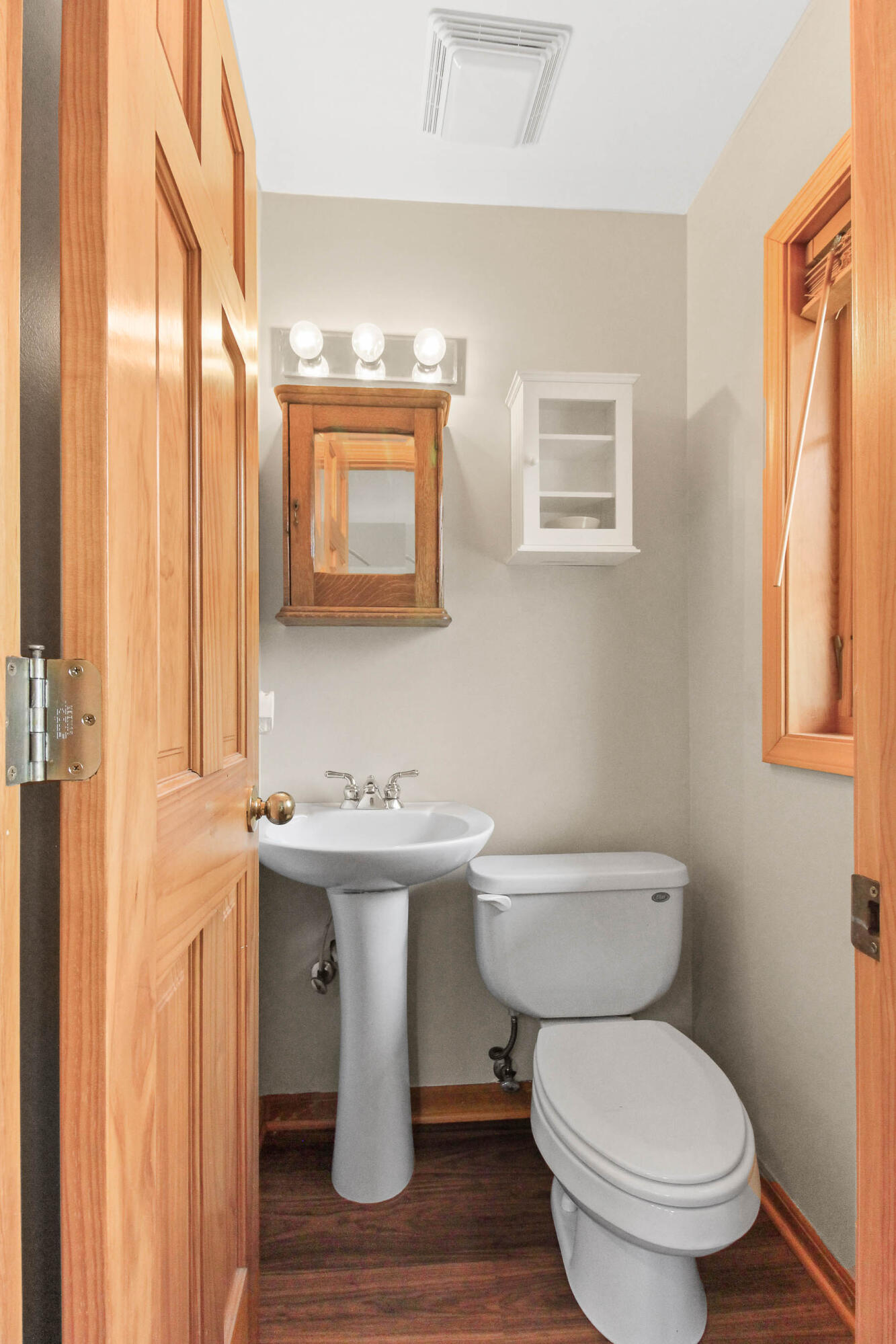 Wisconsin Lake Home for sale (MLS#: 1916067) at W3314  Burr Oak Dr, in Linn, Wisconsin. (24 of 70)