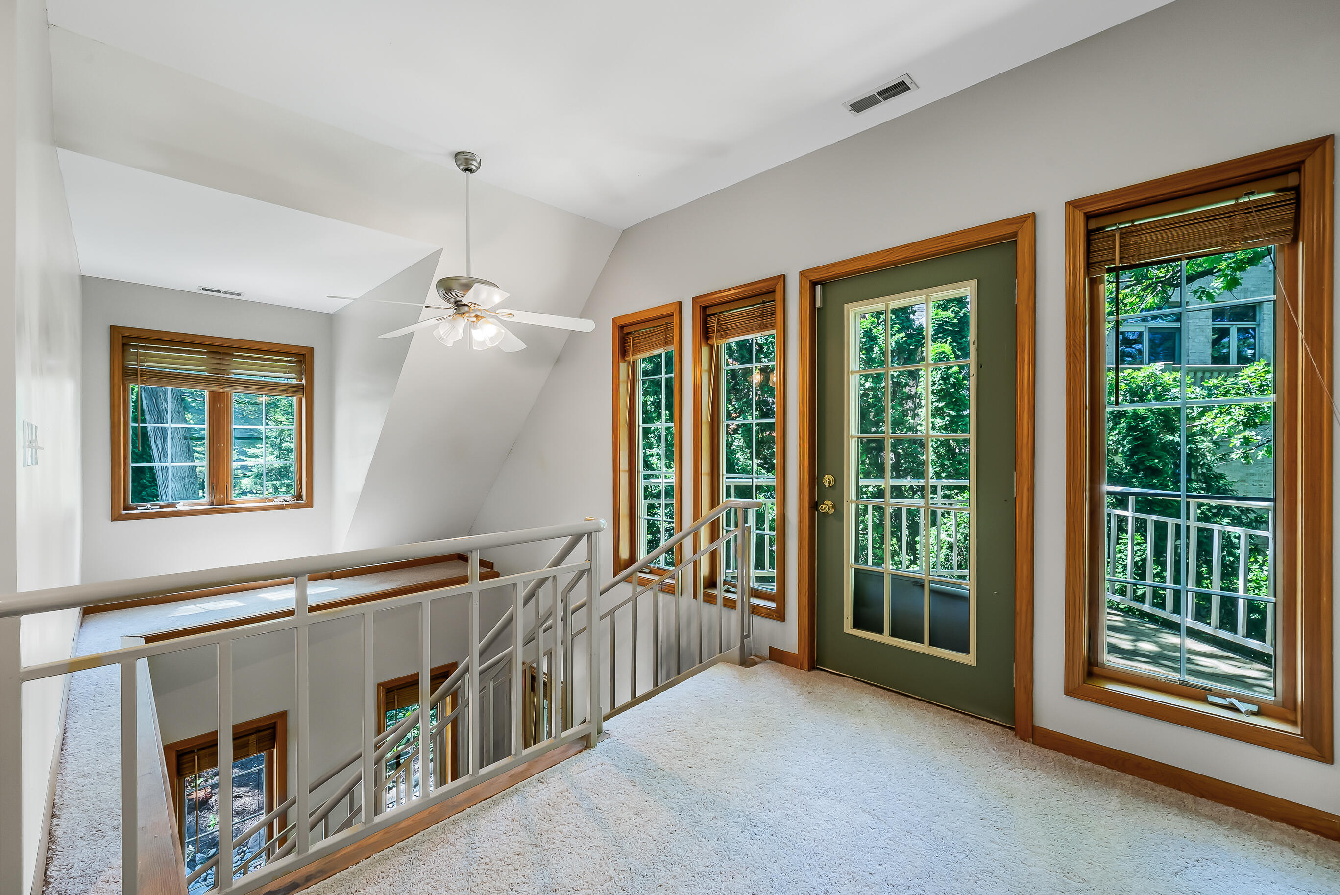 Wisconsin Lake Home for sale (MLS#: 1916067) at W3314  Burr Oak Dr, in Linn, Wisconsin. (32 of 70)