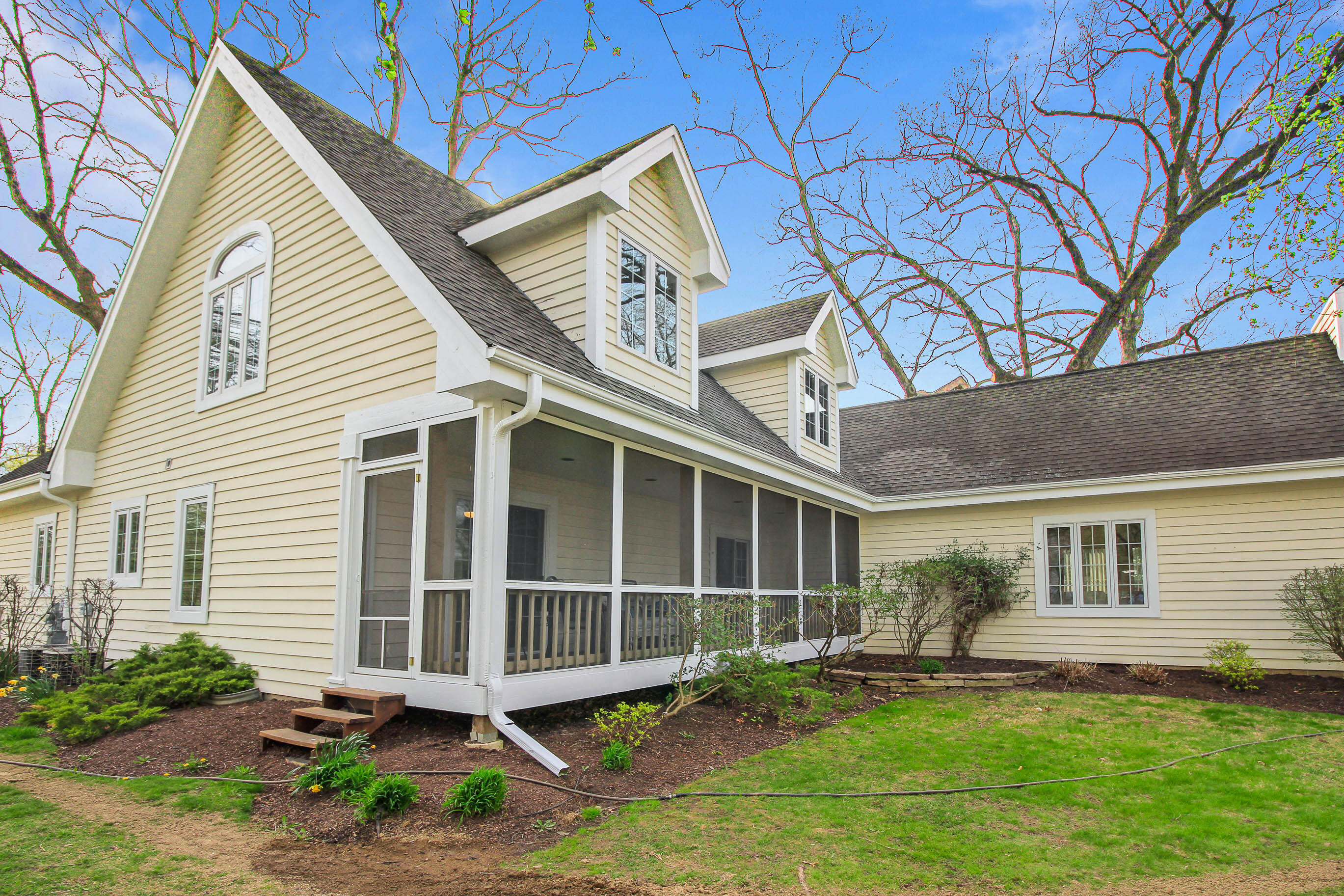 Wisconsin Lake Home for sale (MLS#: 1916067) at W3314  Burr Oak Dr, in Linn, Wisconsin. (5 of 70)