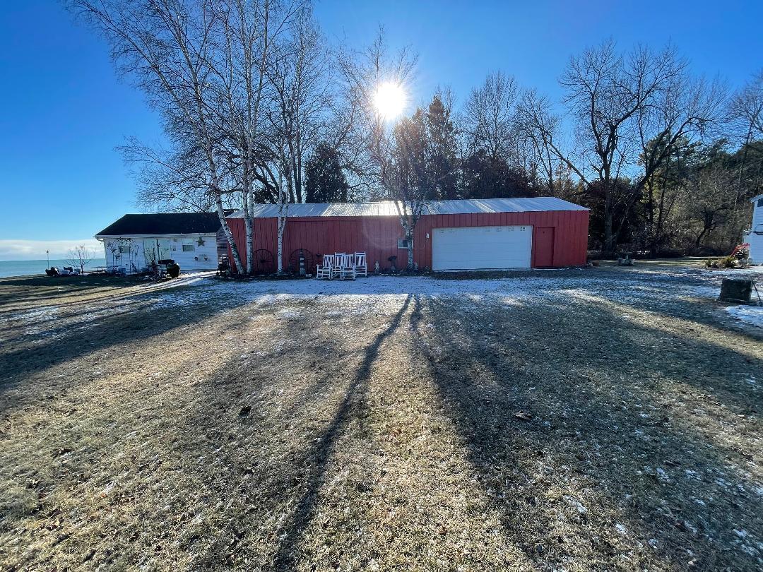 Wisconsin Lake Home for sale (MLS#: 1916104) at 7907  Irish Rd, in Two Creeks, Wisconsin. (9 of 99)