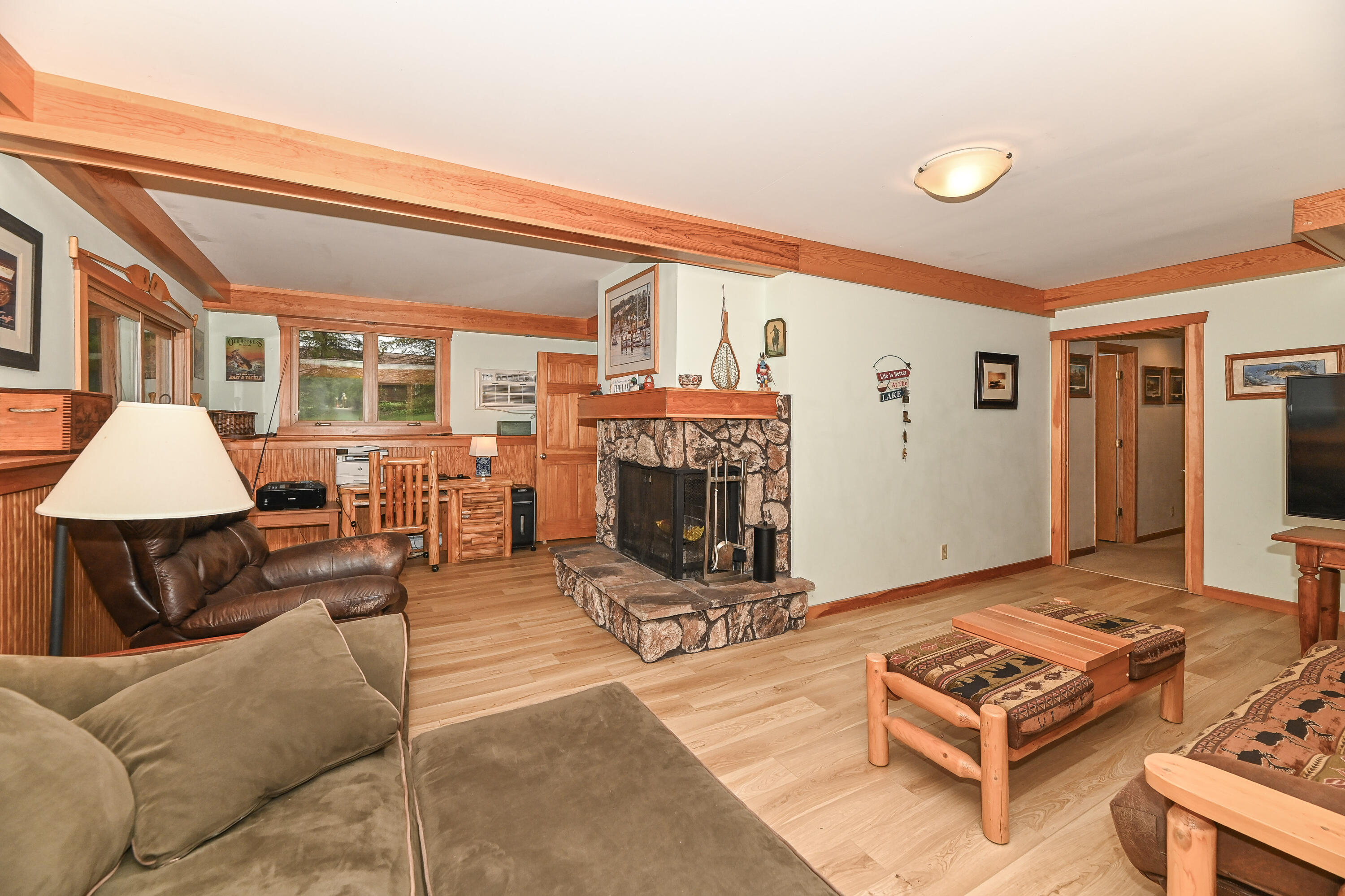 Wisconsin Lake Home for sale (MLS#: 1916140) at W4910  Oakwood Dr, in La Grange, Wisconsin. (13 of 35)