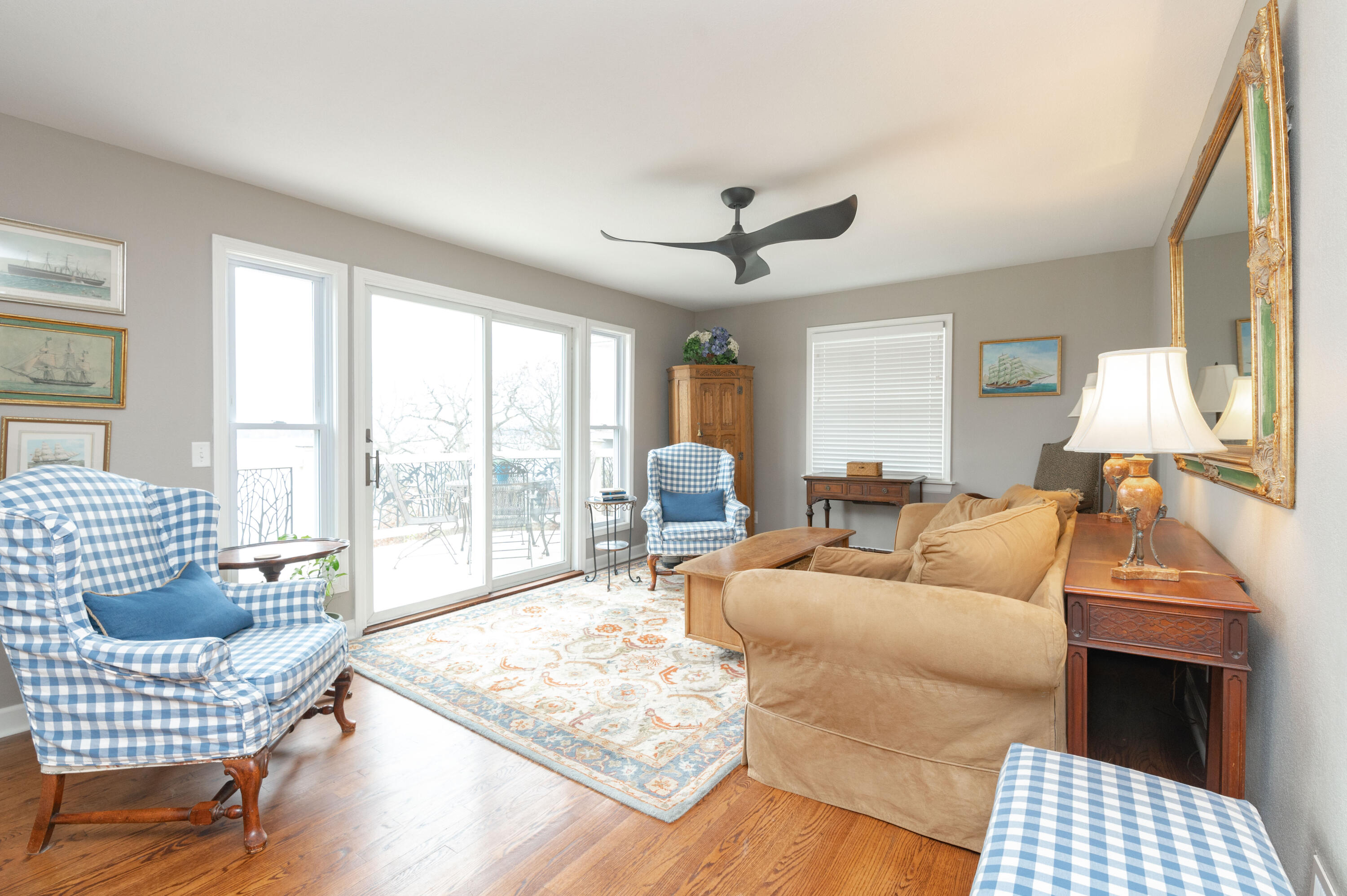 Wisconsin Lake Home for sale (MLS#: 1916145) at N39W27485  Hillside Grove Rd, in Pewaukee, Wisconsin. (13 of 44)