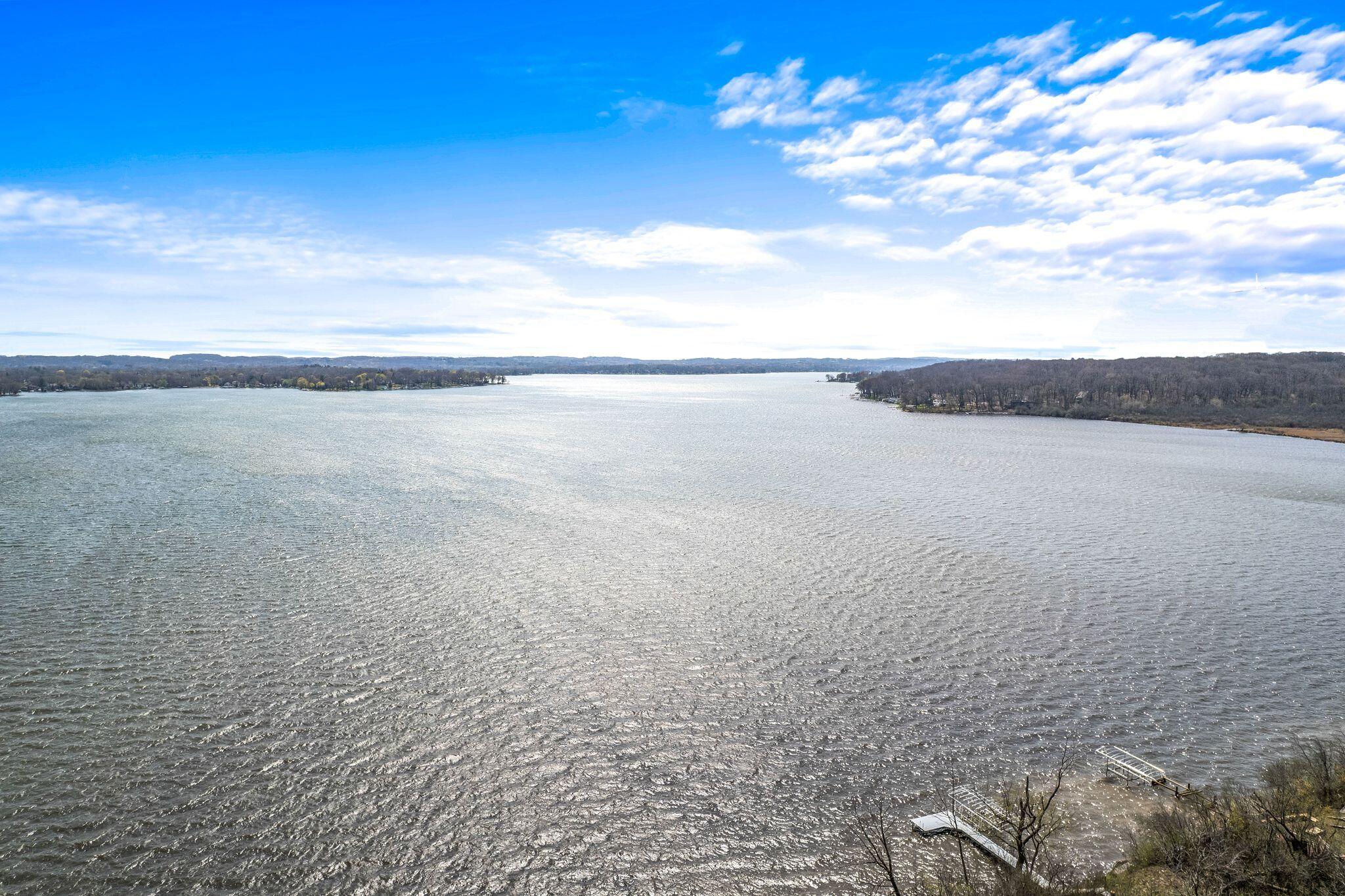 Wisconsin Lake Home for sale (MLS#: 1916145) at N39W27485  Hillside Grove Rd, in Pewaukee, Wisconsin. (42 of 44)