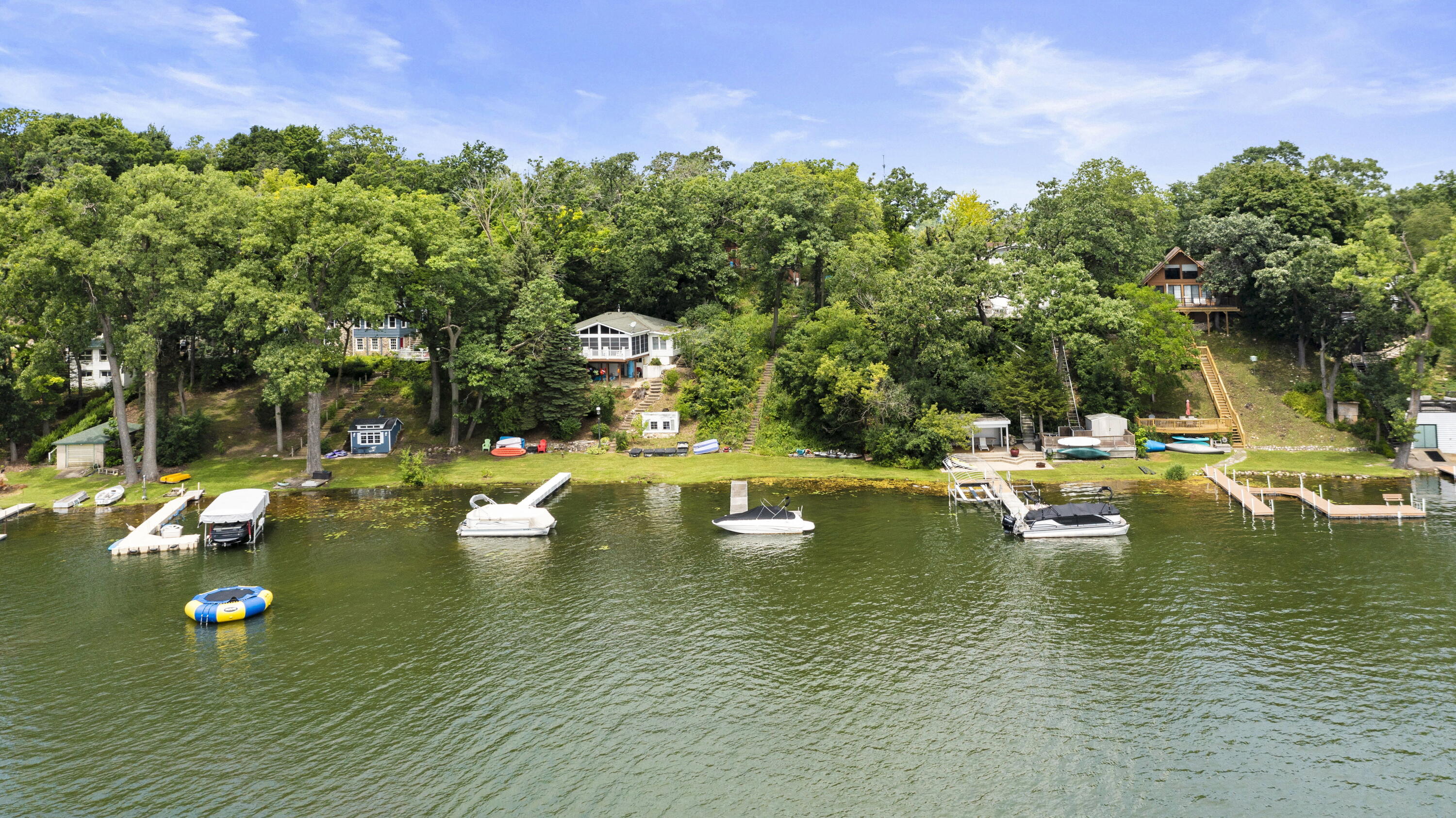 Wisconsin Lake Home for sale (MLS#: 1916230) at 416  Waldeck Dr, in Twin Lakes, Wisconsin. (24 of 28)